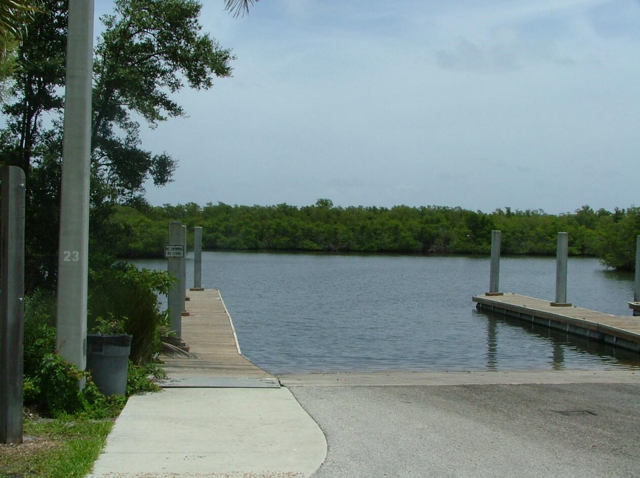 6236 Monticello Ter, Hobe Sound FL  33455-7386 exterior