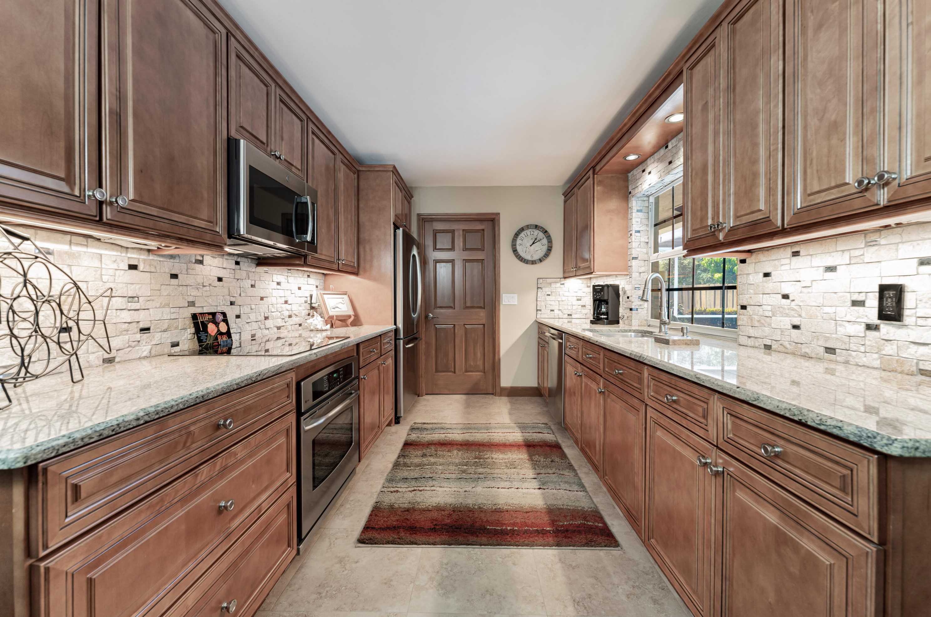 555 24 Ave, Boynton Beach FL 33426-8788 exterior