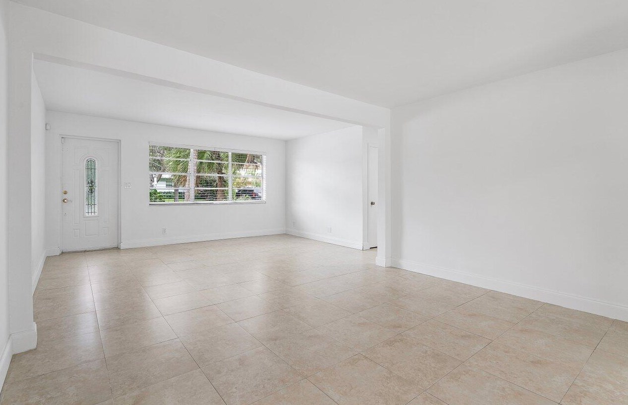 454 5th St, Boca Raton FL  33432-4053 exterior