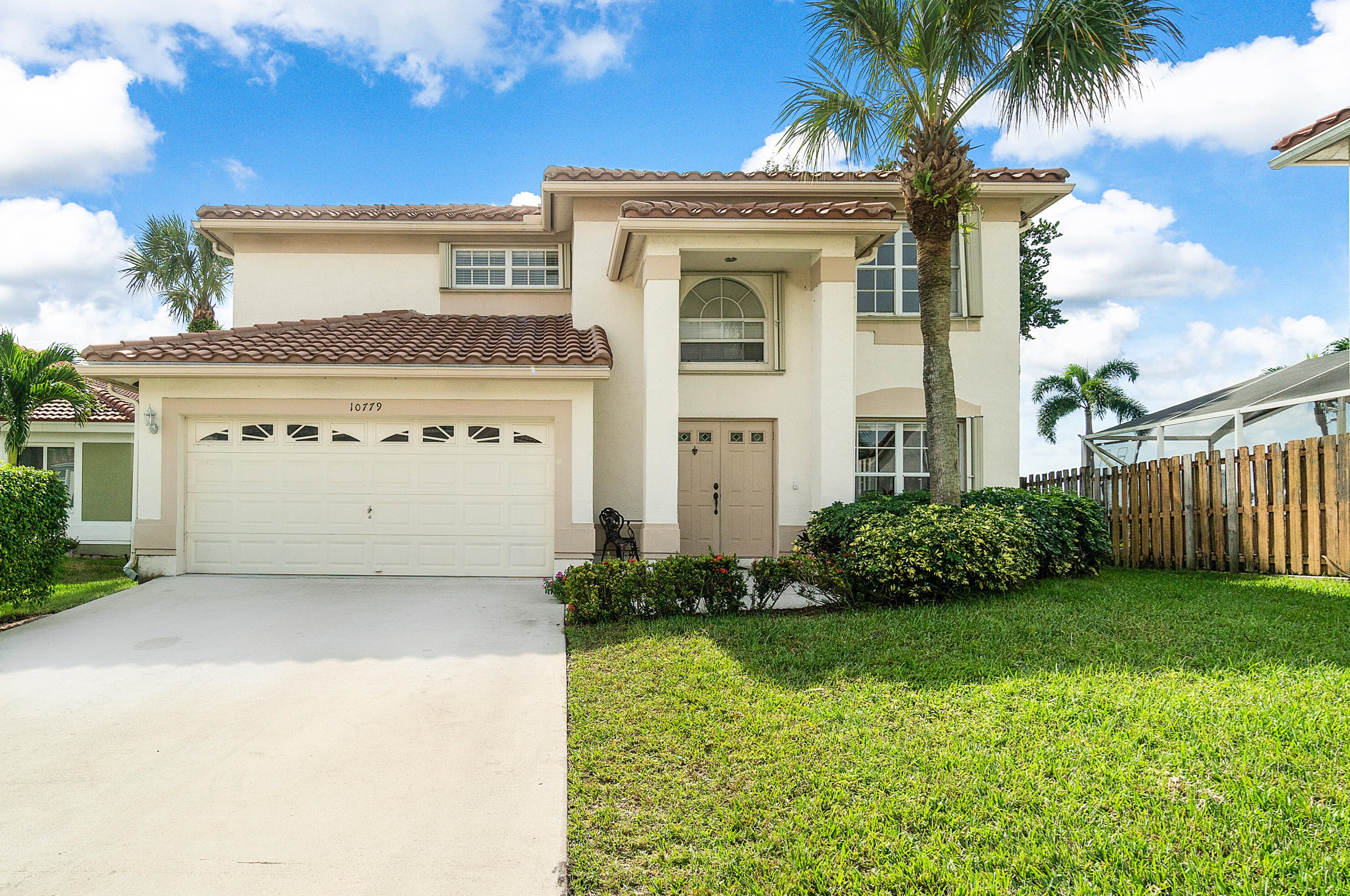 10779 Buttonwood Lake Dr, Boca Raton FL  33498-1654 exterior
