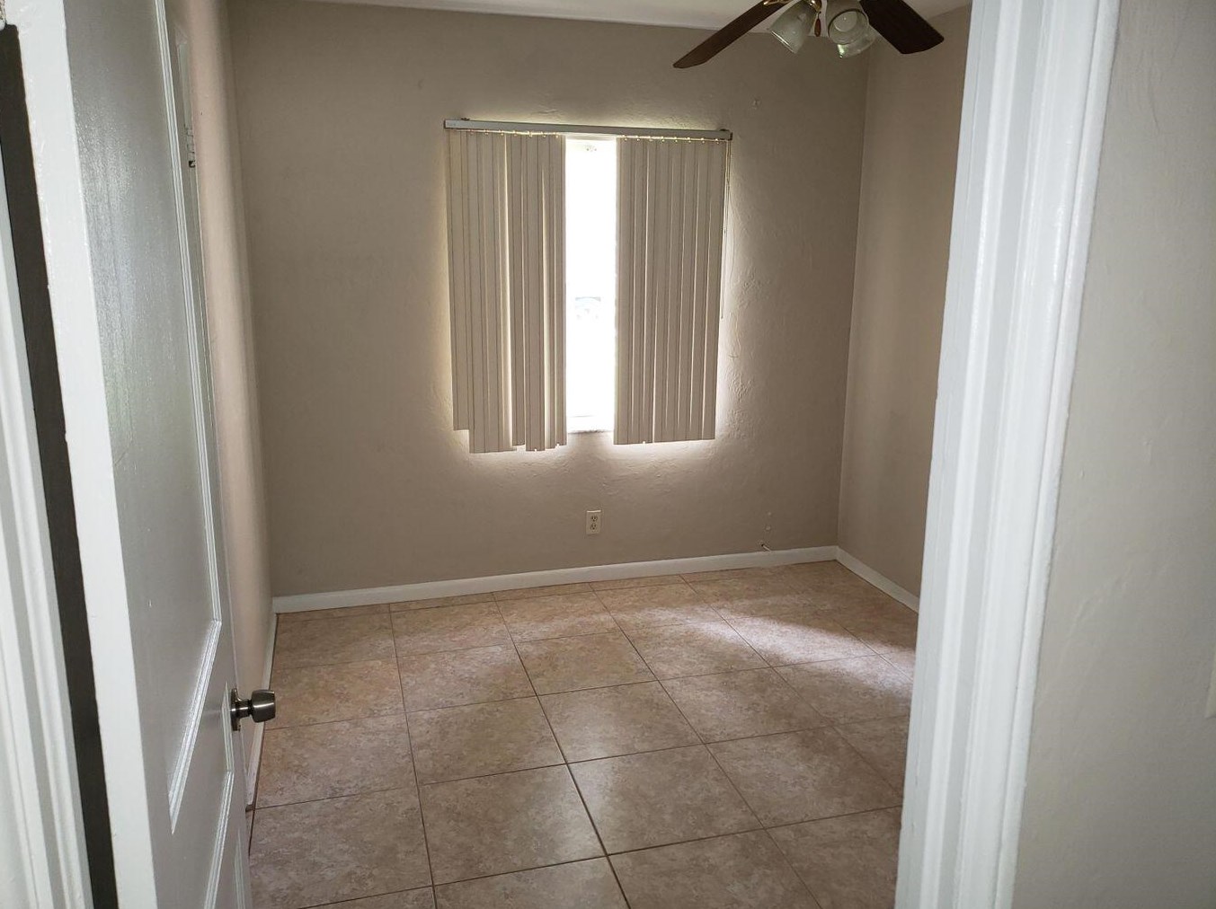 2643 Grant St, Hollywood FL  33020-3321 exterior