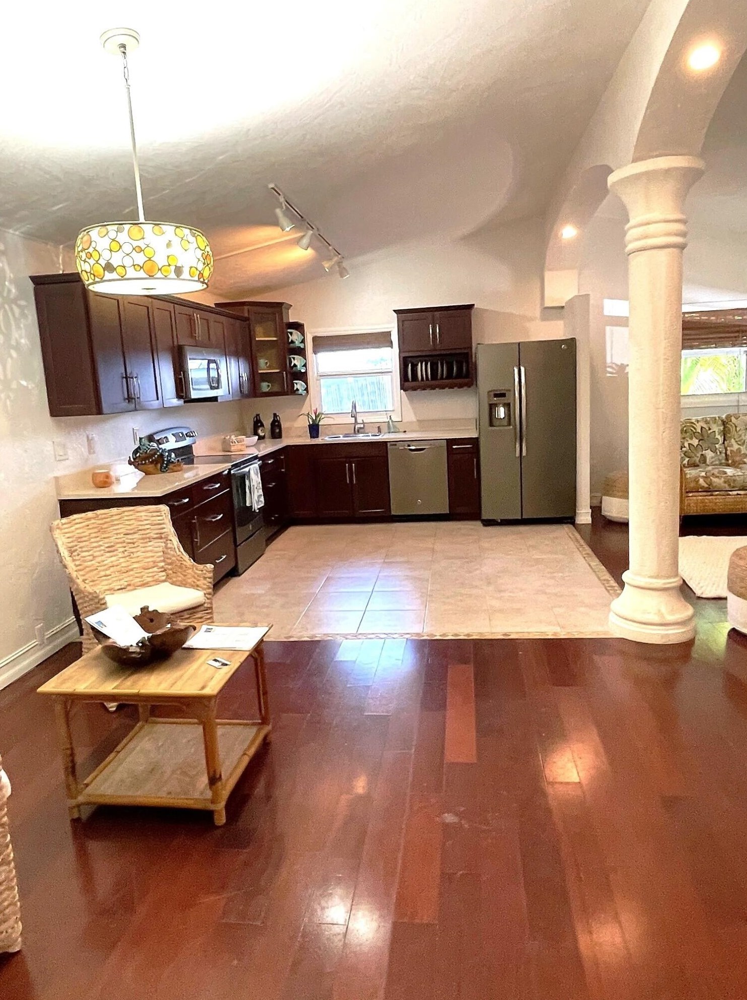 111 Mohawk St, Plantation Key FL  33070-2114 exterior