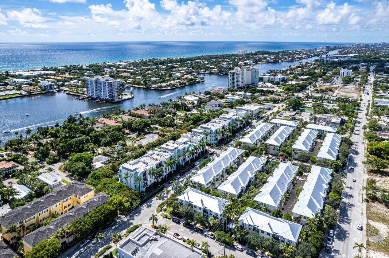 335 Se 6th Ave Apt 211, Delray Beach, FL 33483