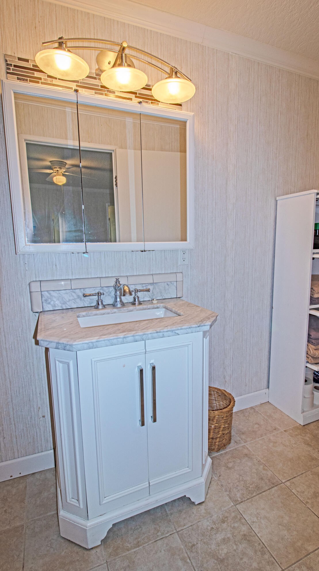 7698 Swan Ave, Hobe Sound FL  33455-5947 exterior