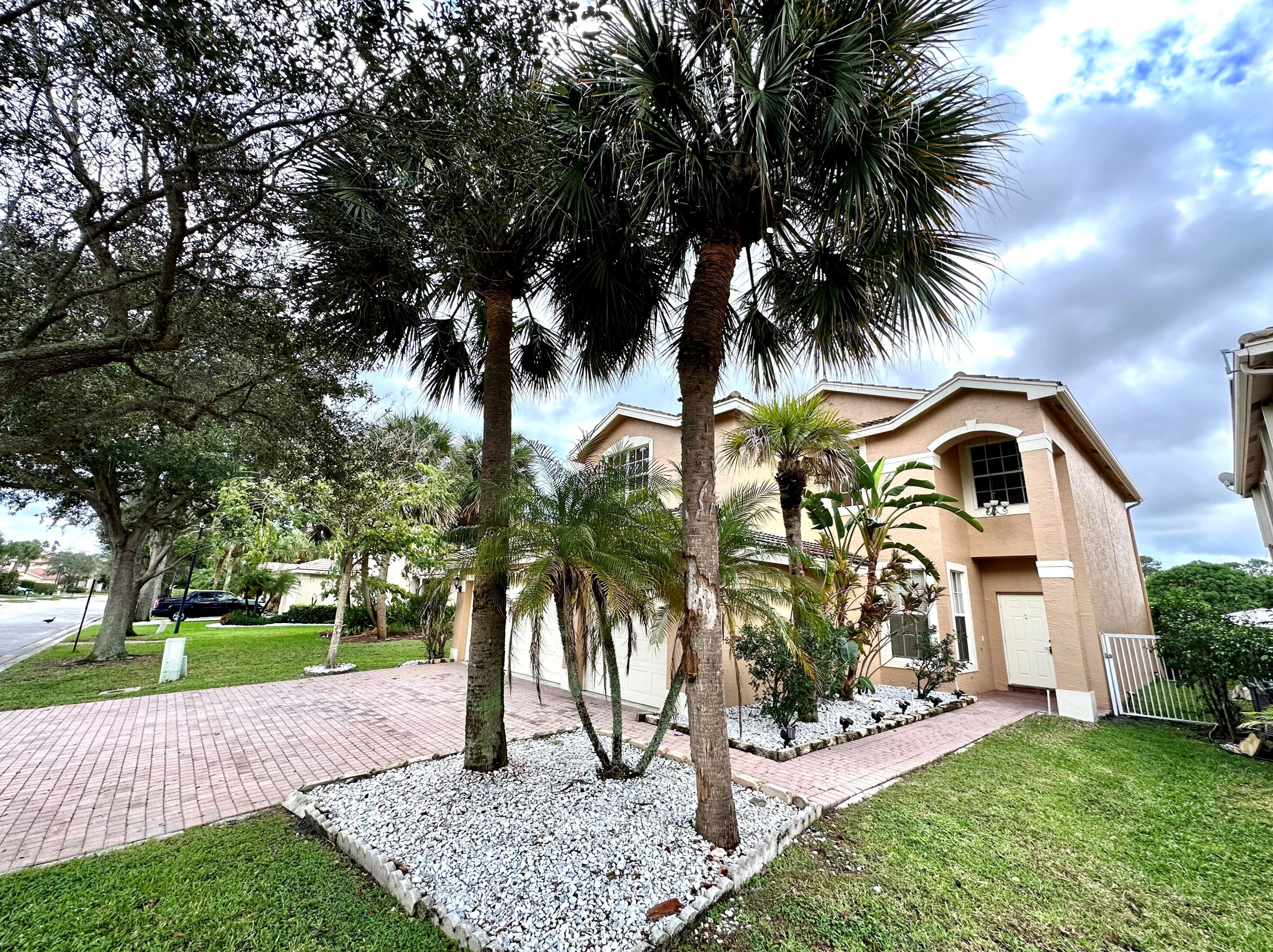 5024 Nautica Lake Cir, Lake Worth FL  33463-5943 exterior