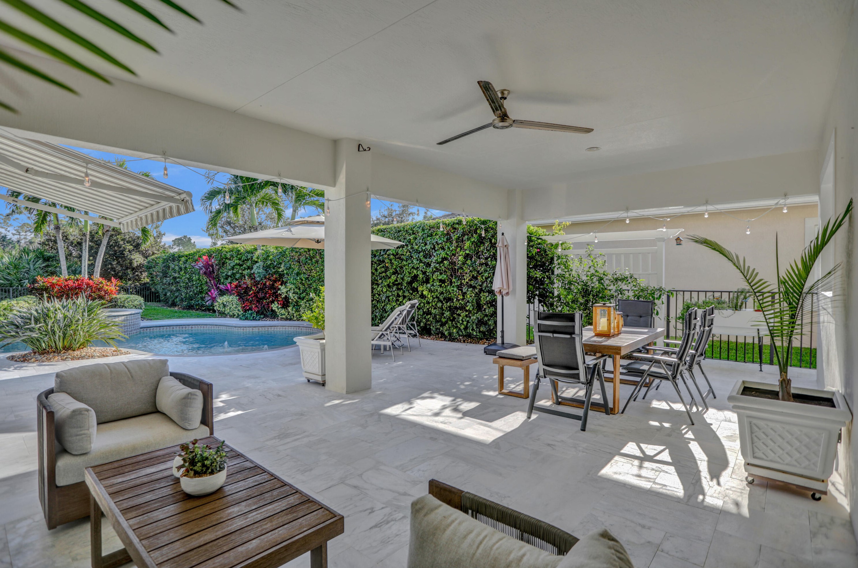 228 Carina Dr, Jupiter FL  33478-5454 exterior