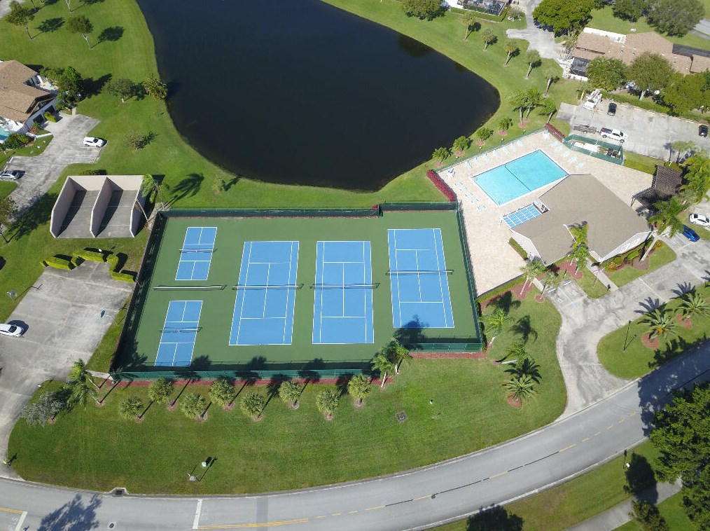 9219 Vineland Ct, Boca Raton FL 33496-4211 exterior