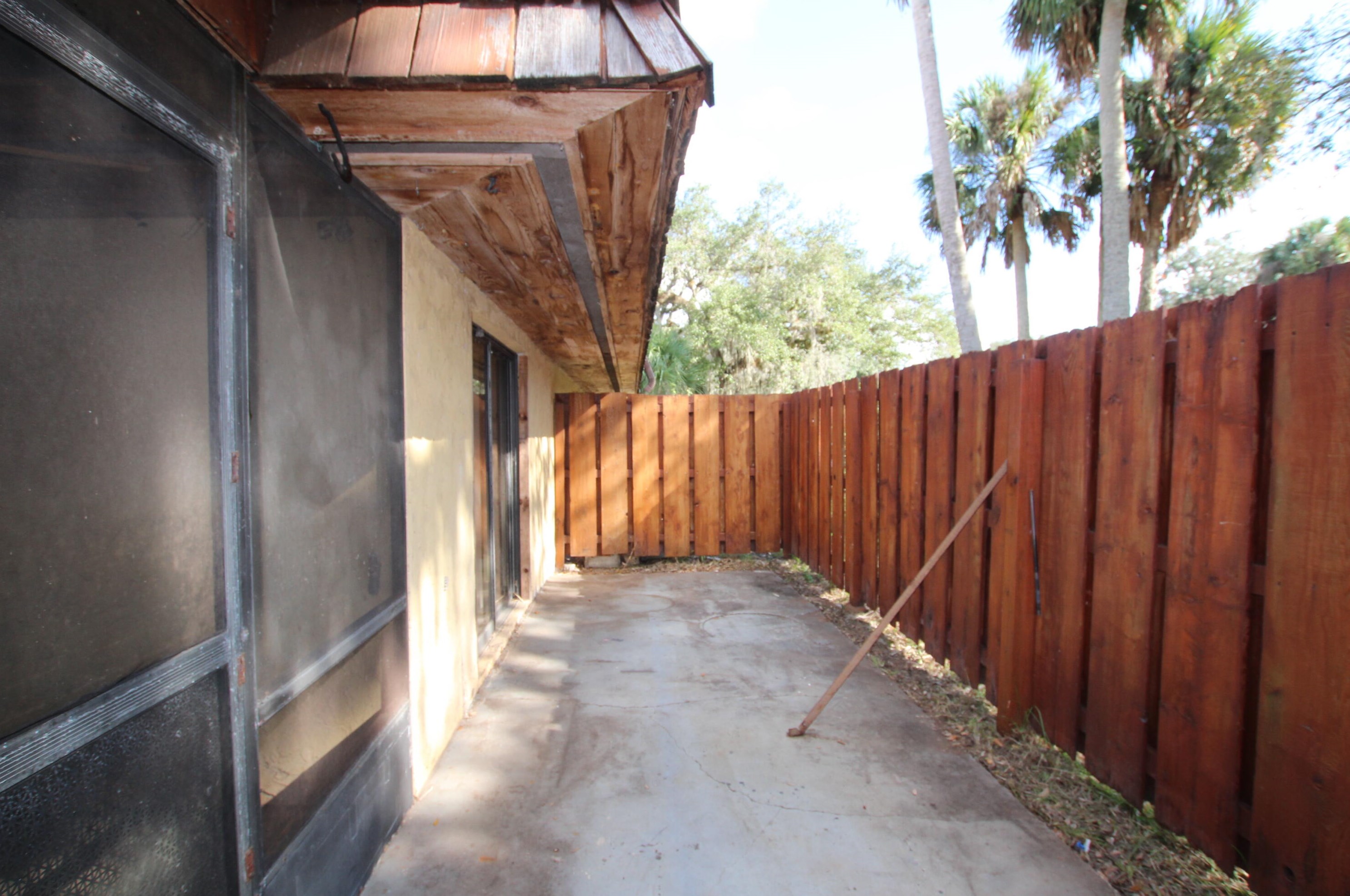 2201 28th St, Okeechobee FL  34974-5703 exterior