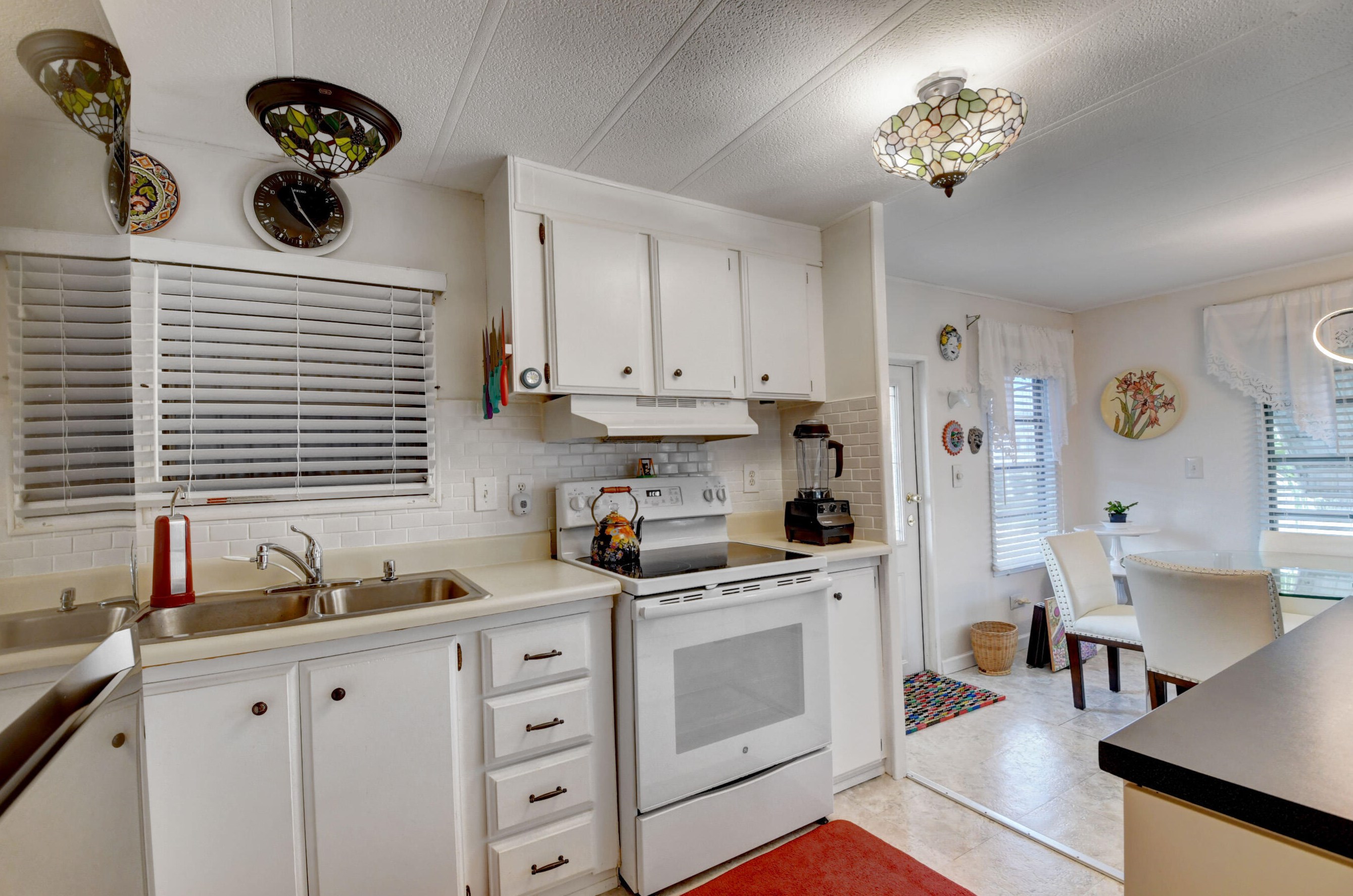 4434 Mockingbird Dr, Boynton Beach FL  33436-2640 exterior