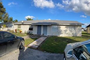 1127 NE 20th St, Belle Glade, FL 33430 - MLS RX-10856101 - Coldwell Banker