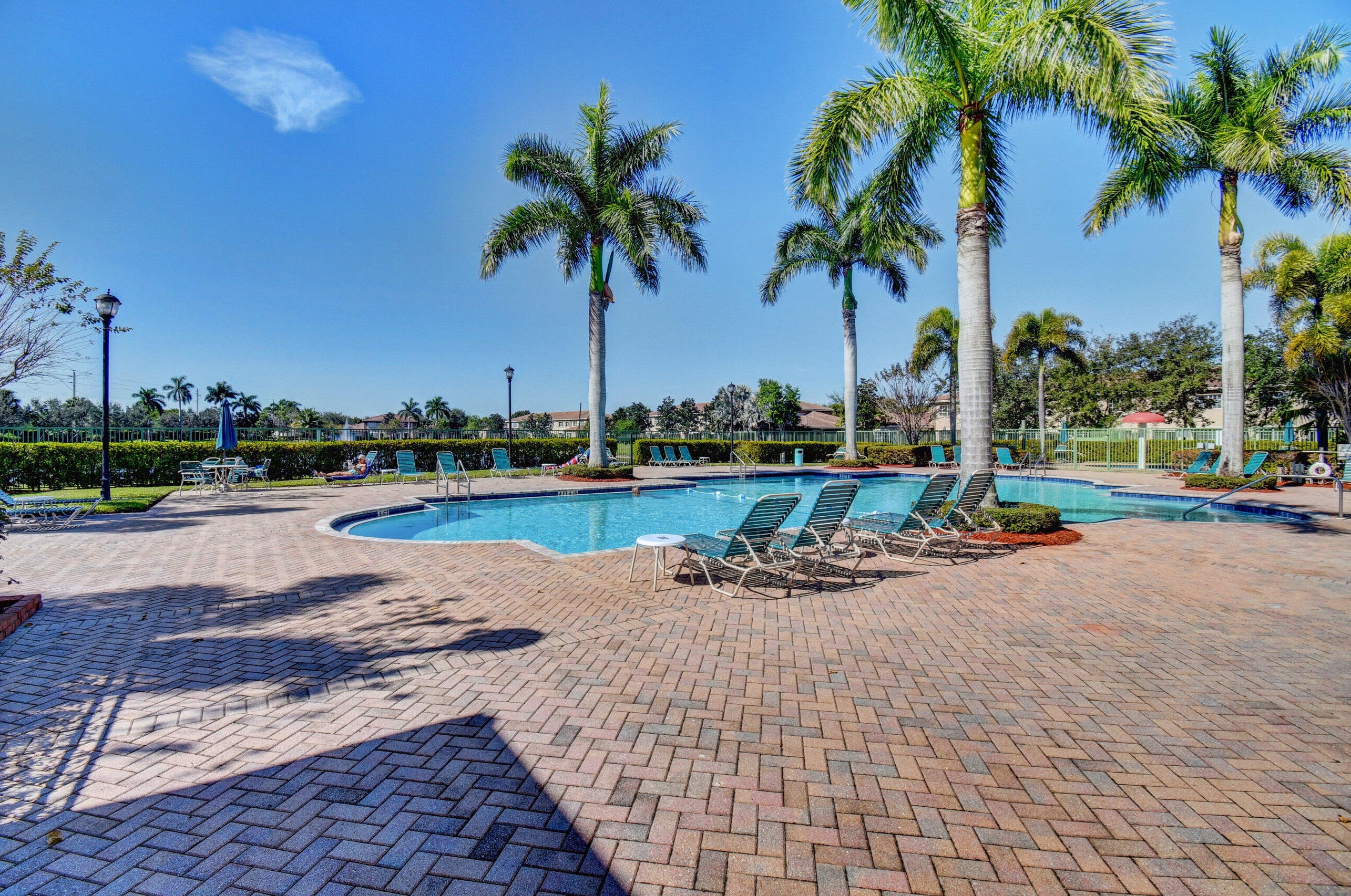 6623 Old Farm Trl, Boynton Beach FL 33437-7903 exterior