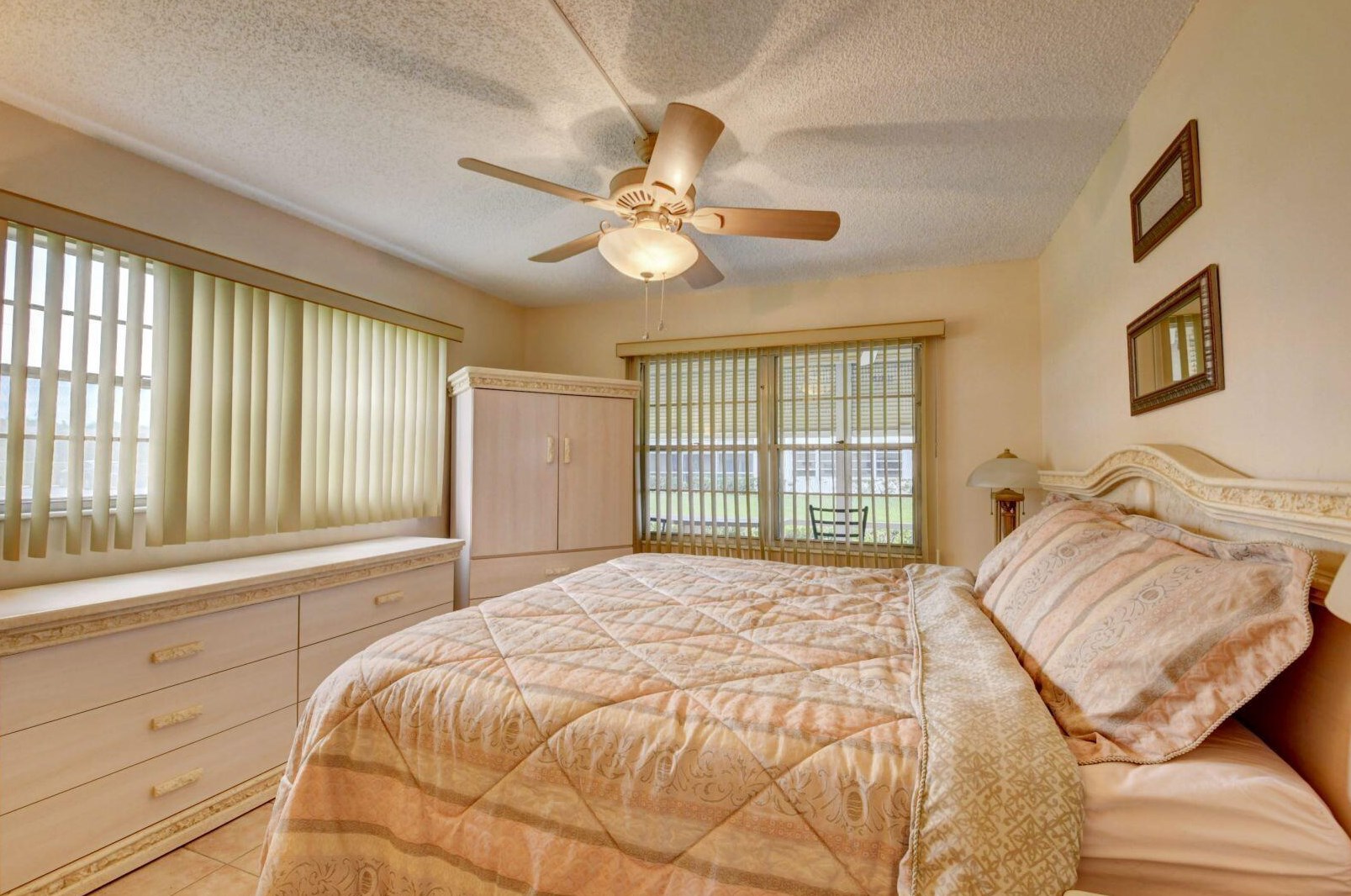 551 Fanshaw, Boca Raton FL 33434-3067 exterior