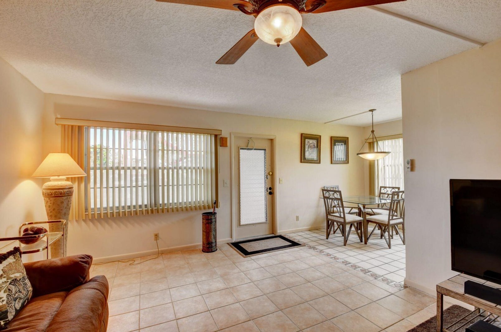 551 Fanshaw, Boca Raton FL 33434-3067 exterior