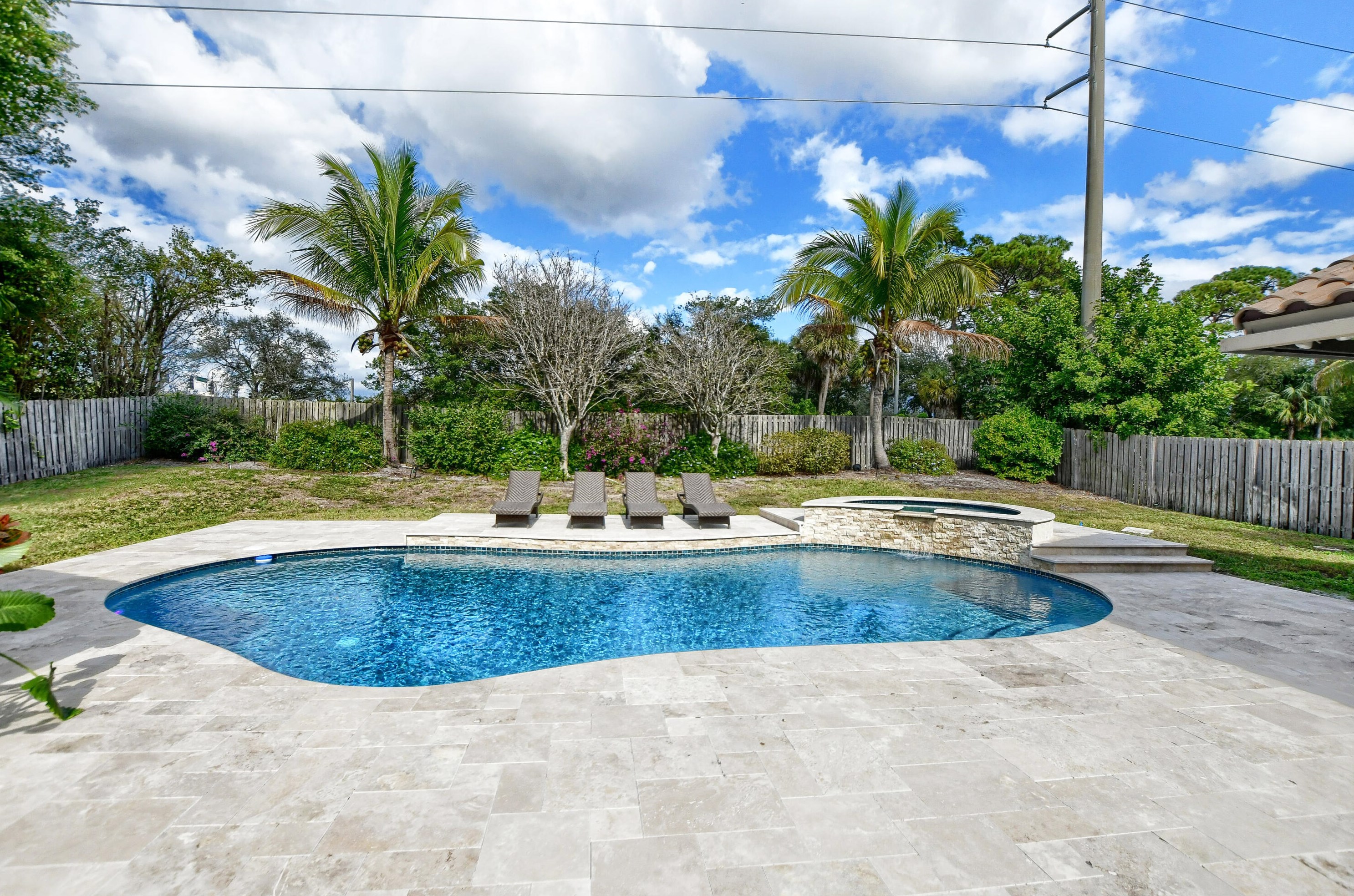 1285 Royal Palm Rd, Boca Raton FL  33486-4415 exterior