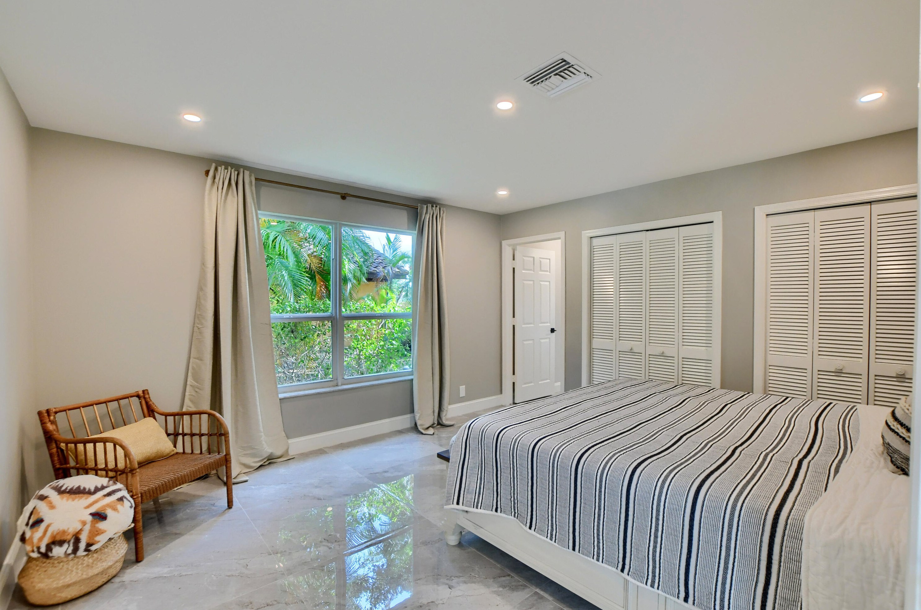 1285 Royal Palm Rd, Boca Raton FL  33486-4415 exterior