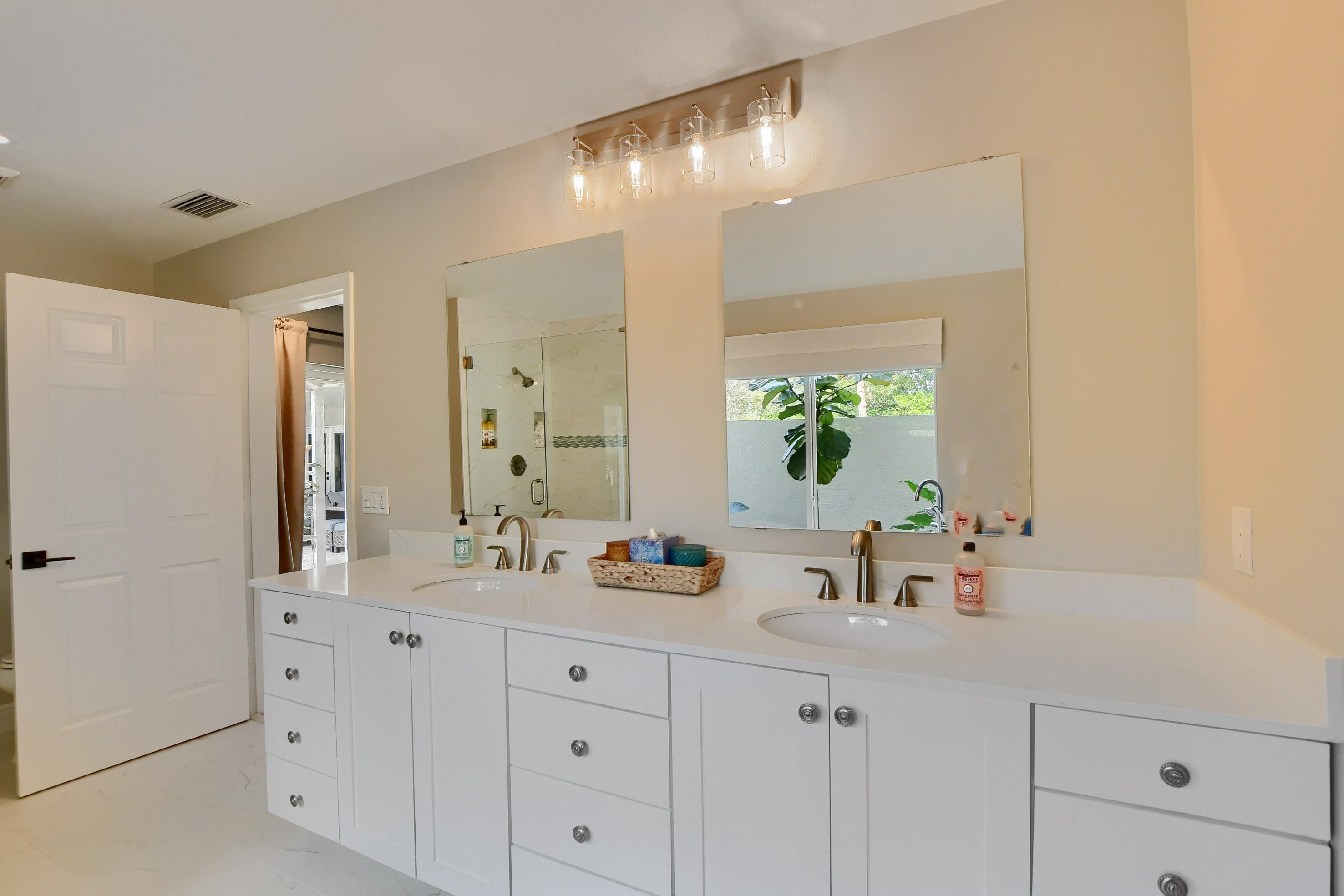 1285 Royal Palm Rd, Boca Raton FL  33486-4415 exterior