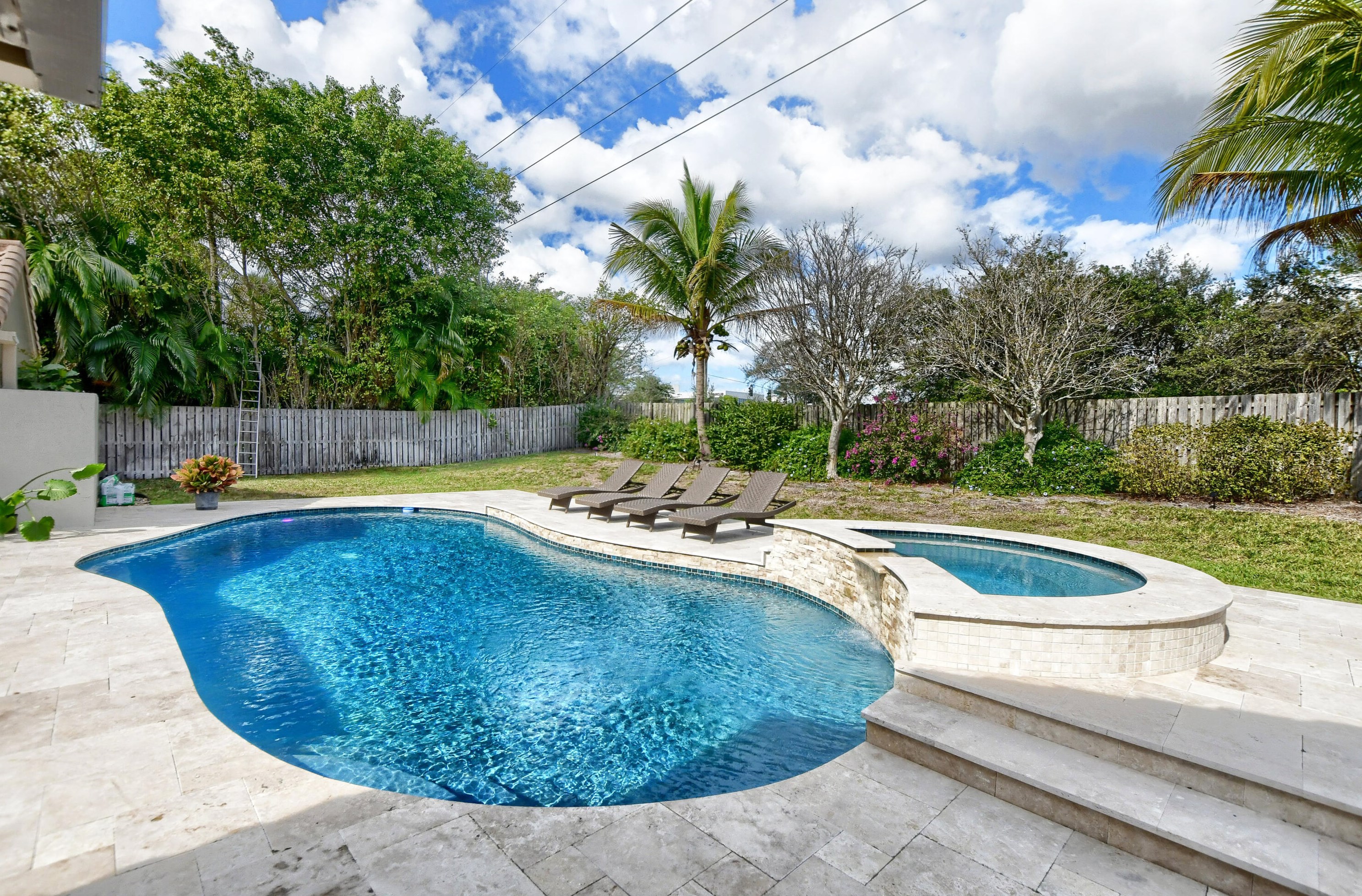 1285 Royal Palm Rd, Boca Raton FL  33486-4415 exterior