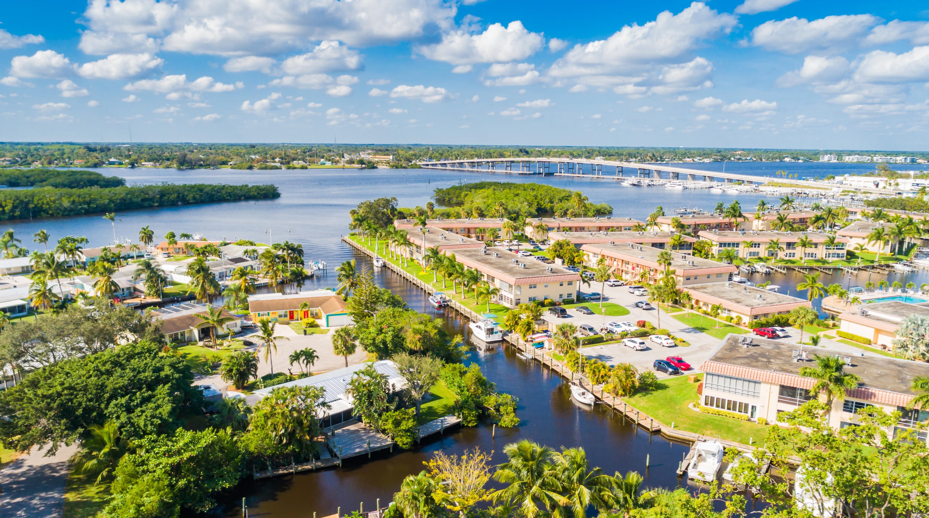 2435 Hideaway Ln, Stuart FL  34994-4810 exterior