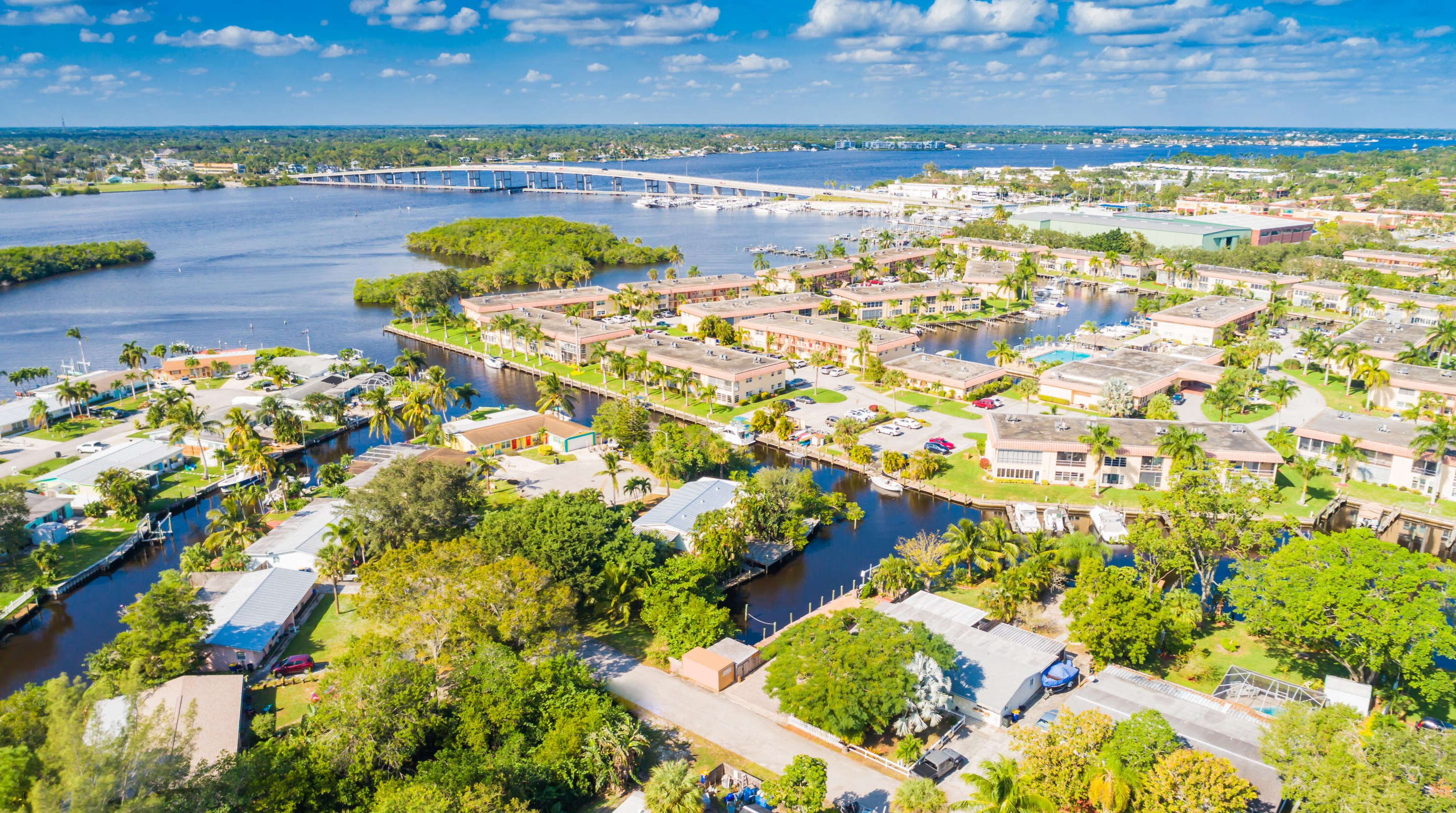 2435 Hideaway Ln, Stuart FL  34994-4810 exterior