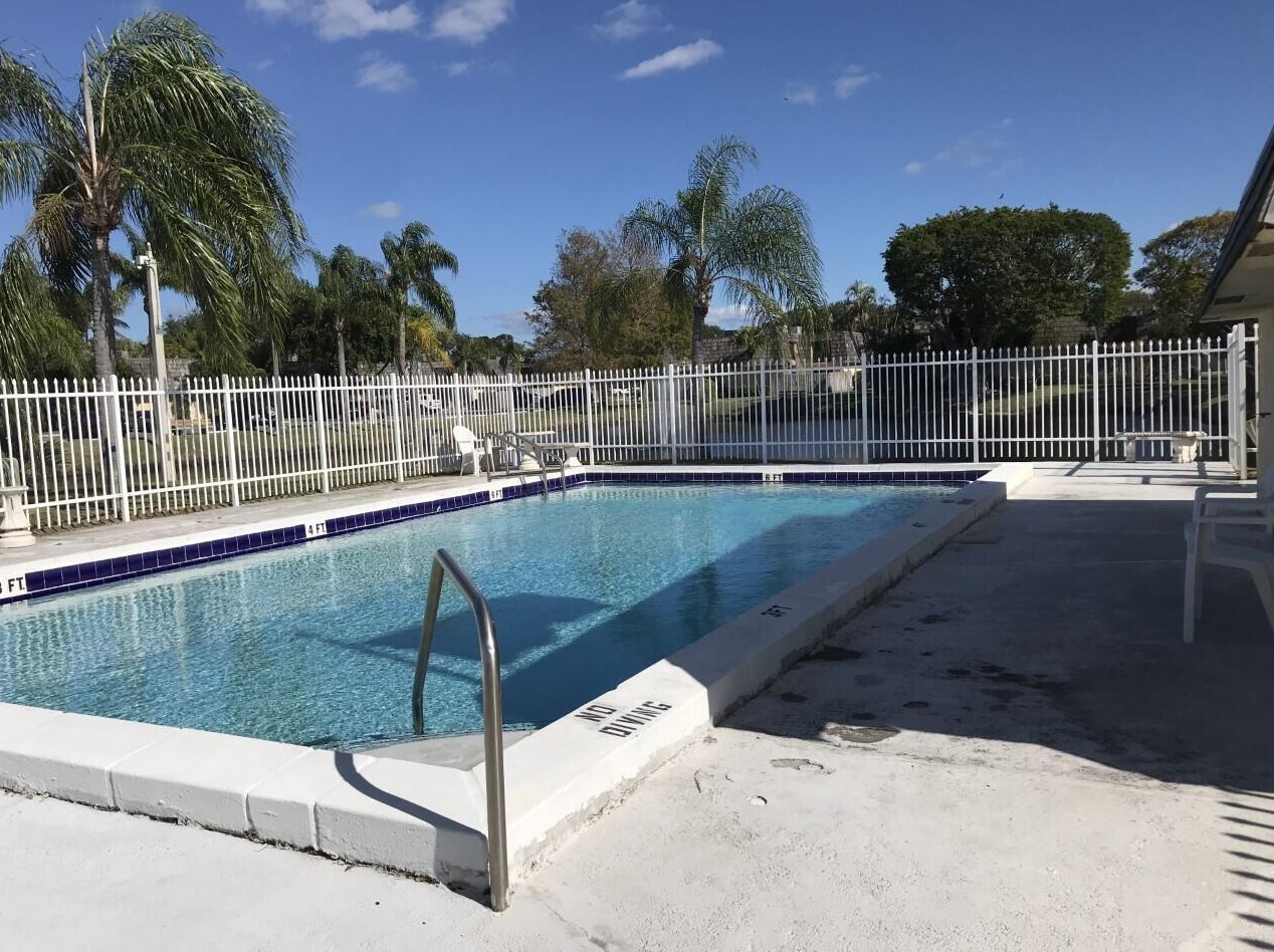 2368 Waterside Dr, Lake Worth FL 33461-2556 exterior