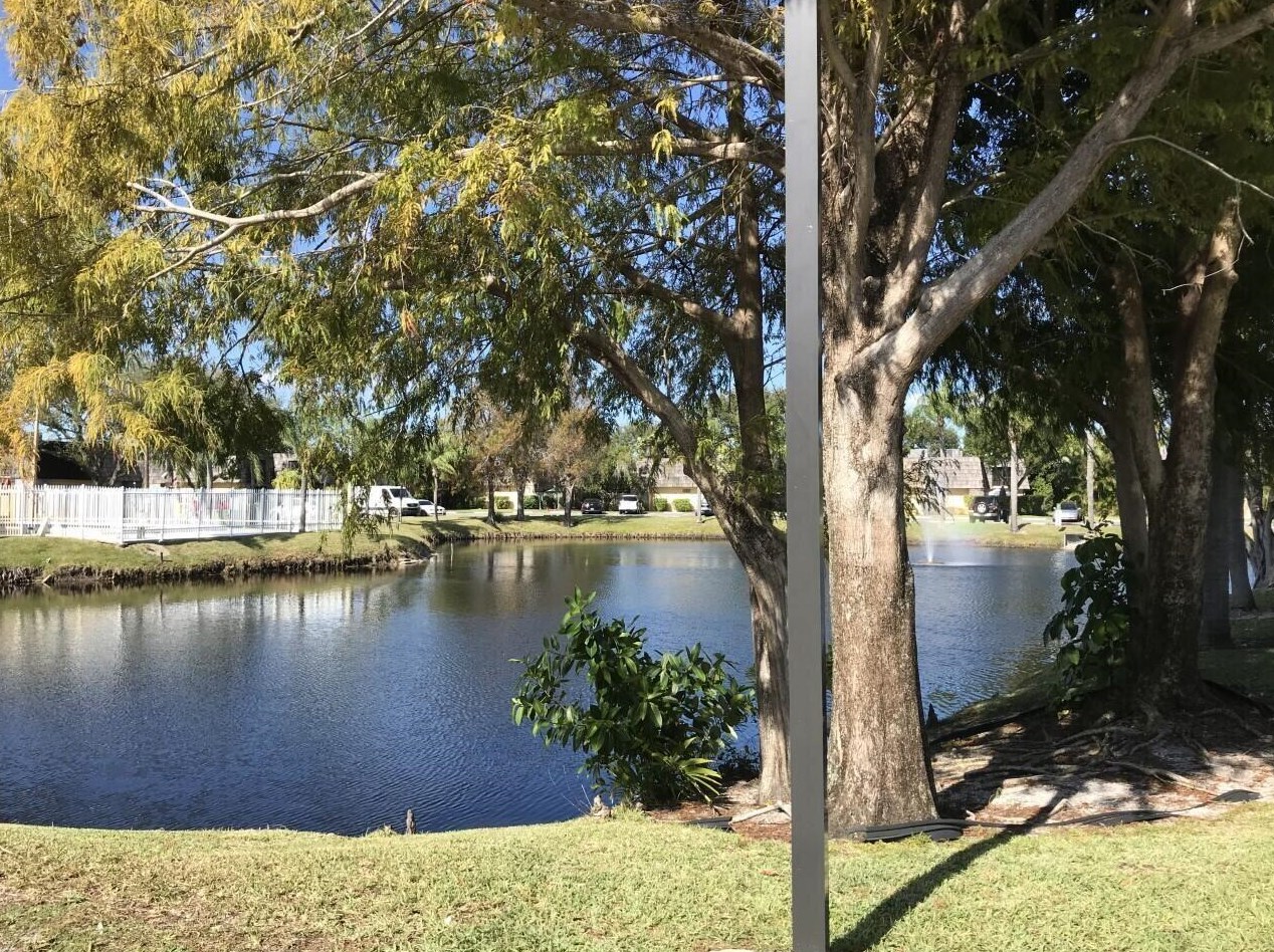 2368 Waterside Dr, Lake Worth FL 33461-2556 exterior