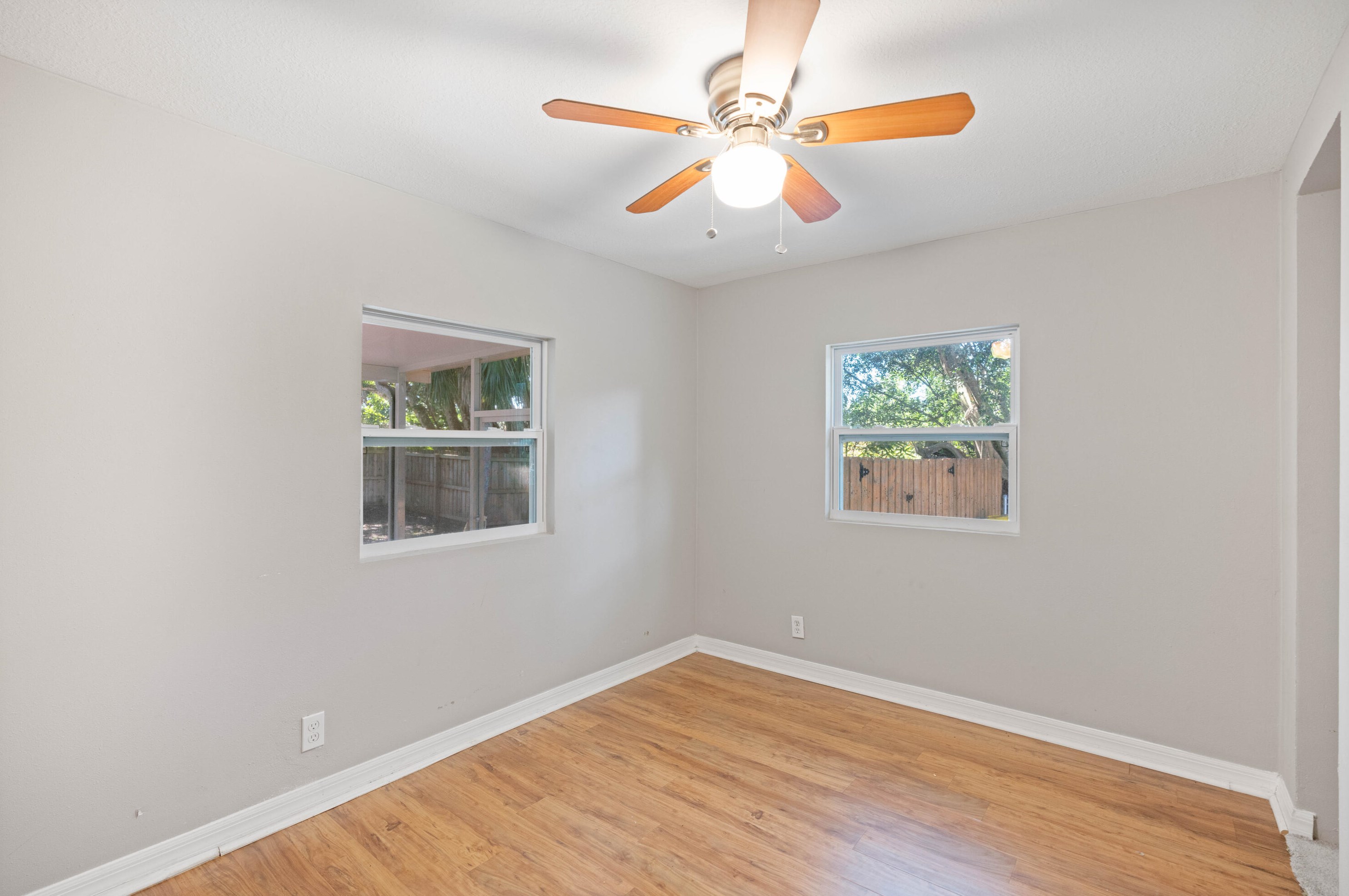 8436 Fern St, Hobe Sound FL  33455-7116 exterior