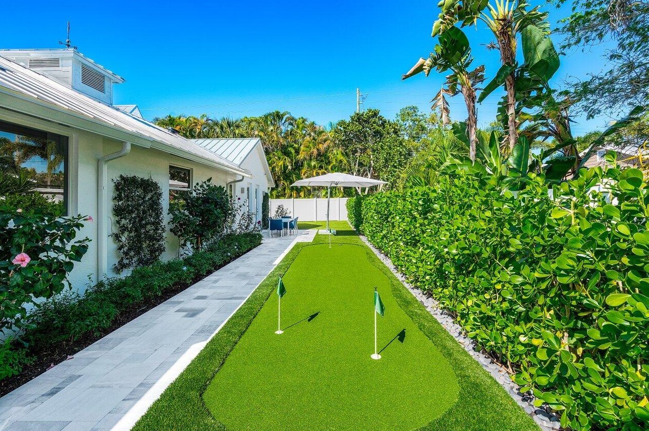 107 Faith Way, Jupiter FL  33458-3919 exterior