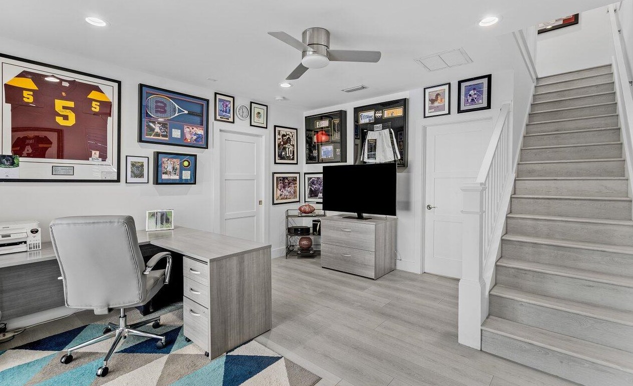 107 Faith Way, Jupiter FL  33458-3919 exterior