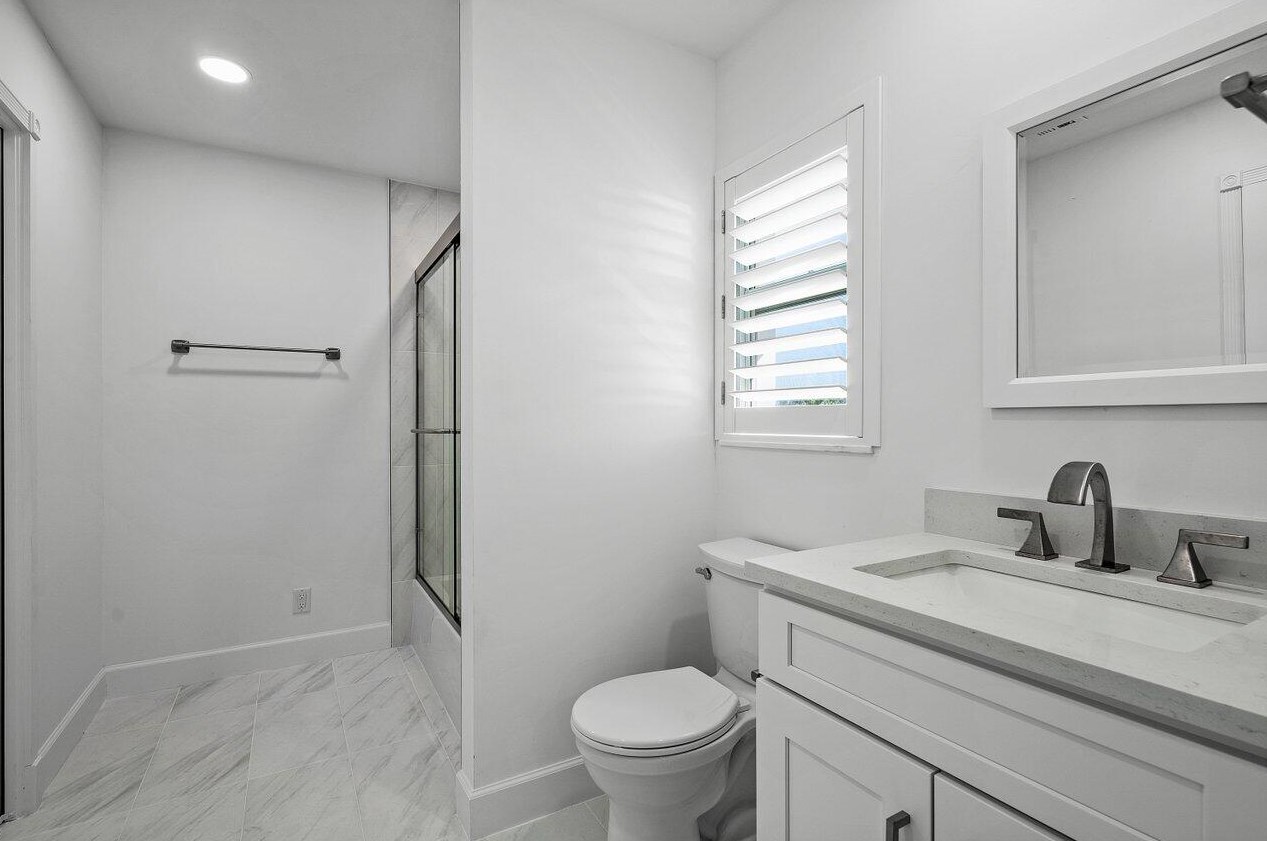 107 Faith Way, Jupiter FL  33458-3919 exterior