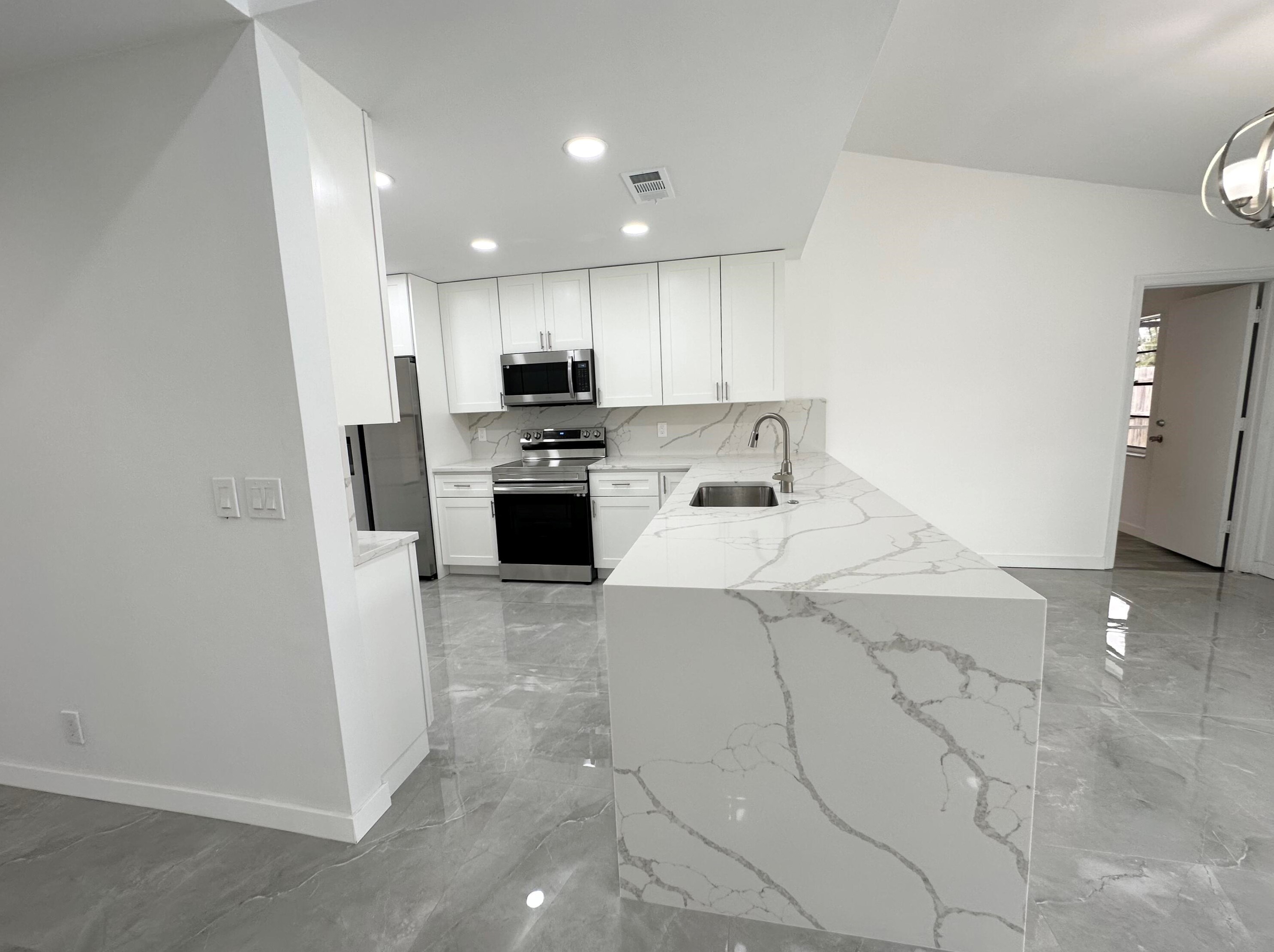 9291 Gettysburg Rd, Boca Raton FL  33434-5528 exterior