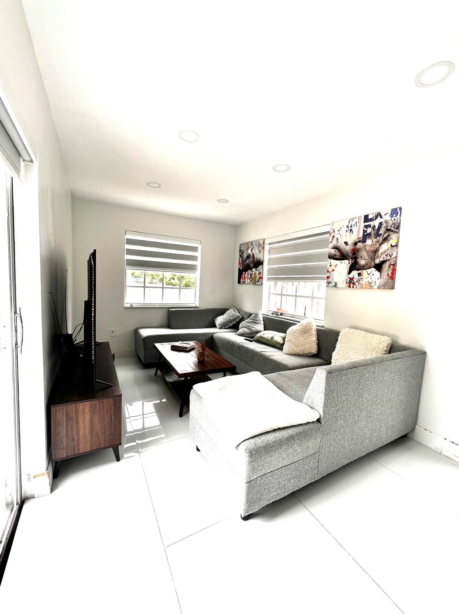 2200 65th Way, Hollywood FL  33024-4024 exterior