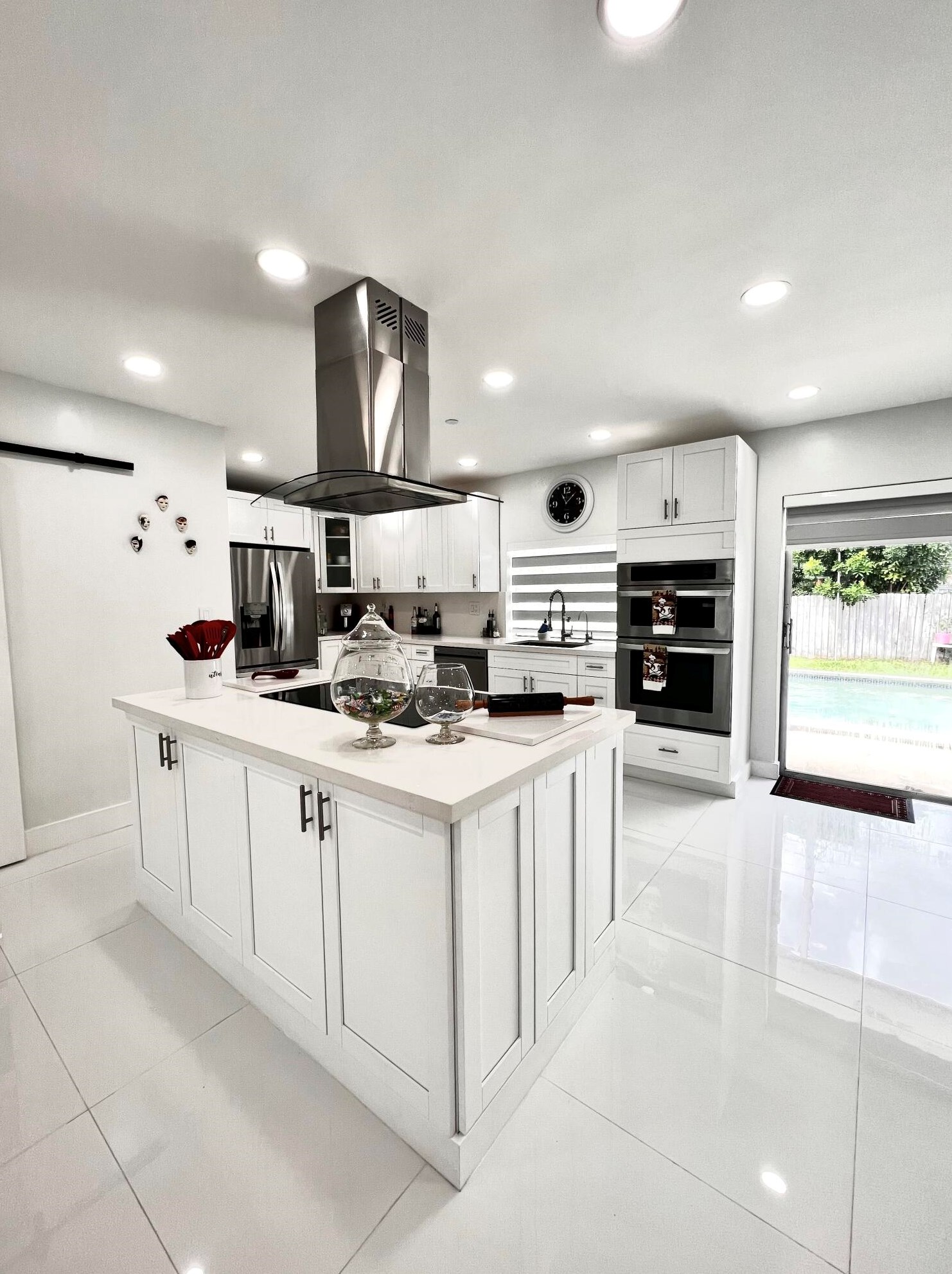 2200 65th Way, Hollywood FL  33024-4024 exterior