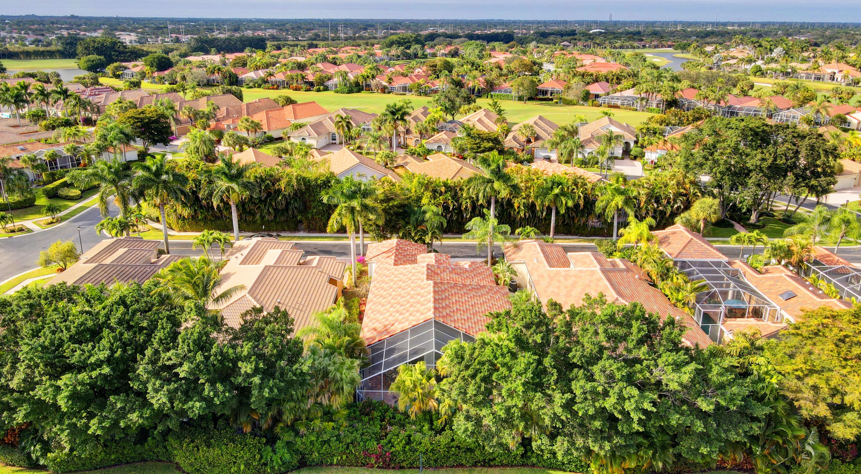 10834 Greenbriar Villa Dr, Lake Worth FL  33449-8624 exterior