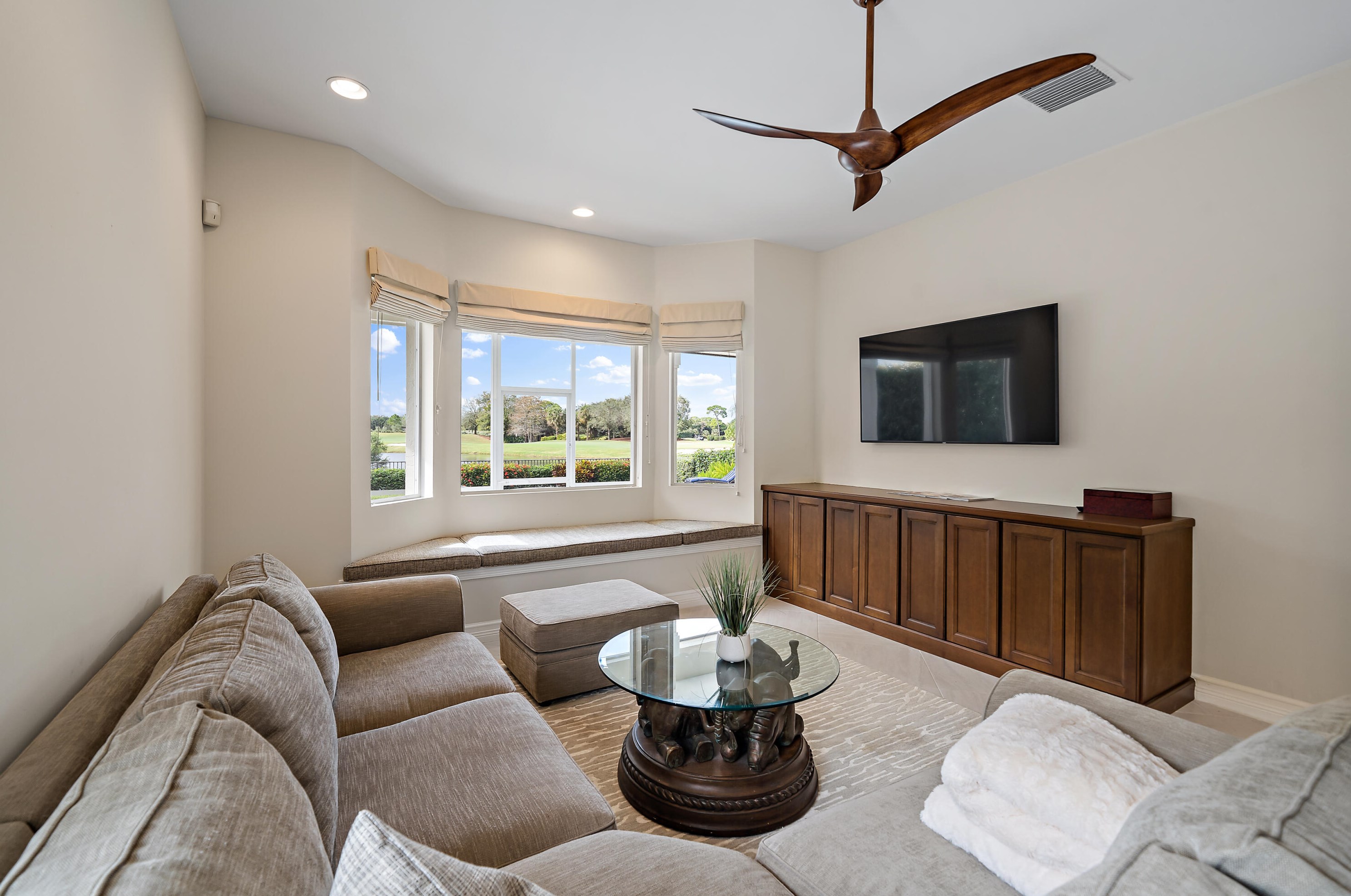 132 Golf Village Blvd, Jupiter FL  33458-7824 exterior