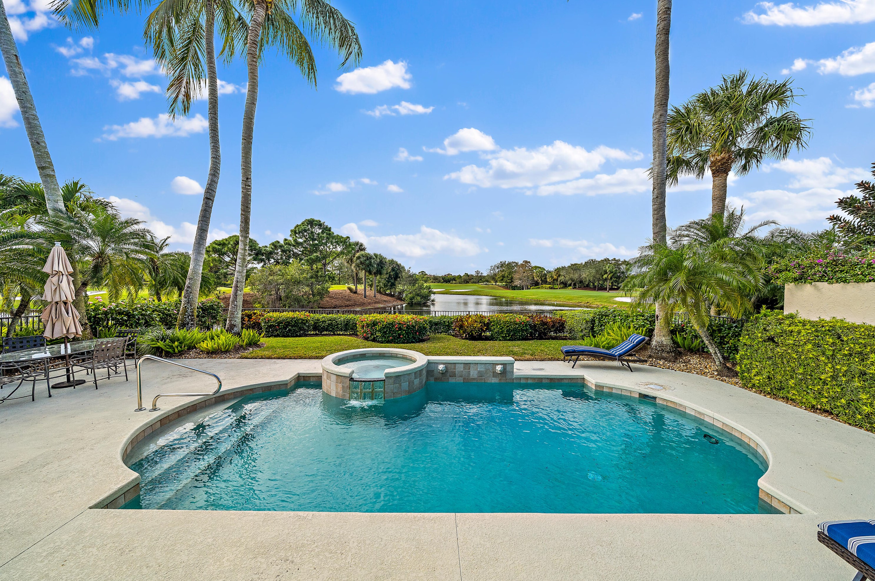 132 Golf Village Blvd, Jupiter FL  33458-7824 exterior