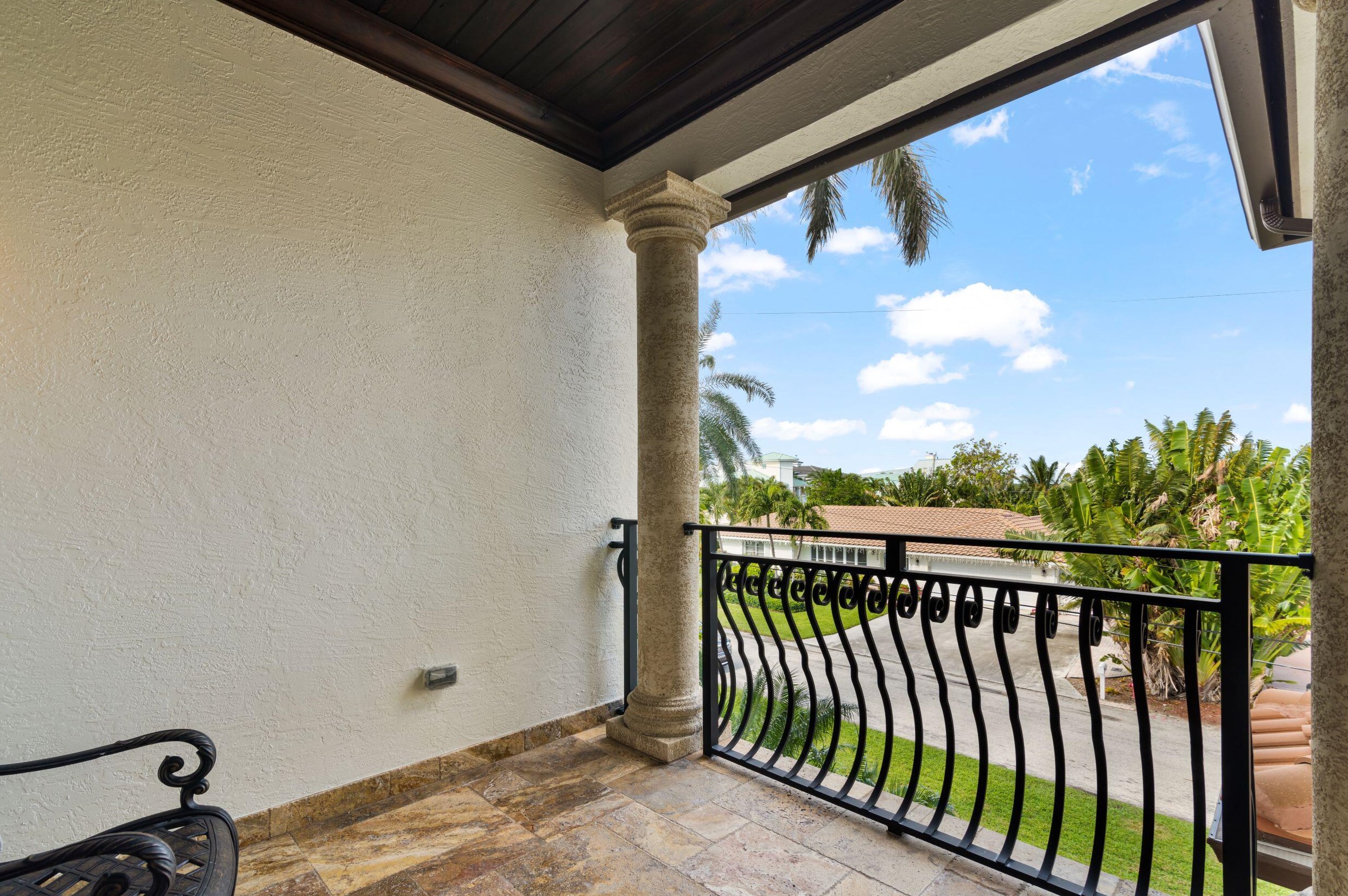 1061 Gulfstream Way, West Palm Beach FL  33411-1816 exterior