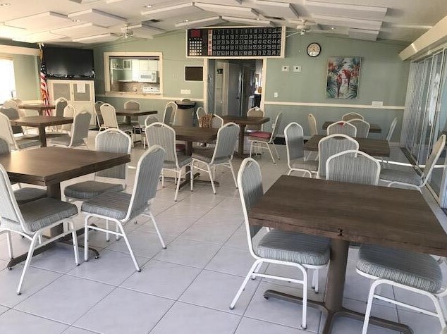 319 Knotty Pine Cir, Lake Worth FL 33463-9188 exterior