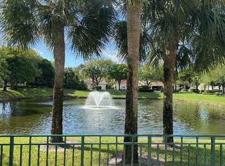 136 Middlebury Dr, Jupiter FL  33458-3006 exterior