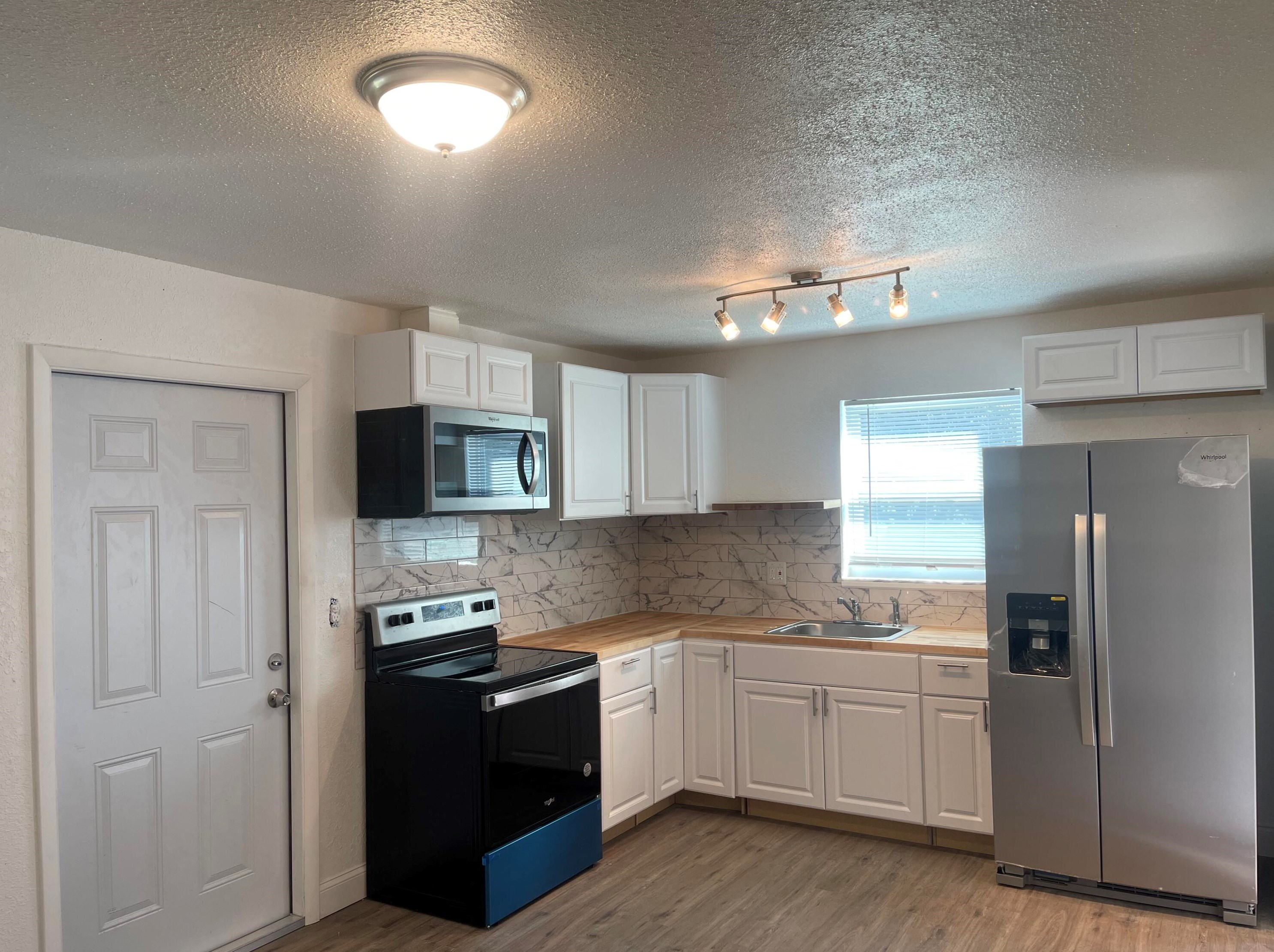 7683 87th Ct, Okeechobee FL  34972-7327 exterior