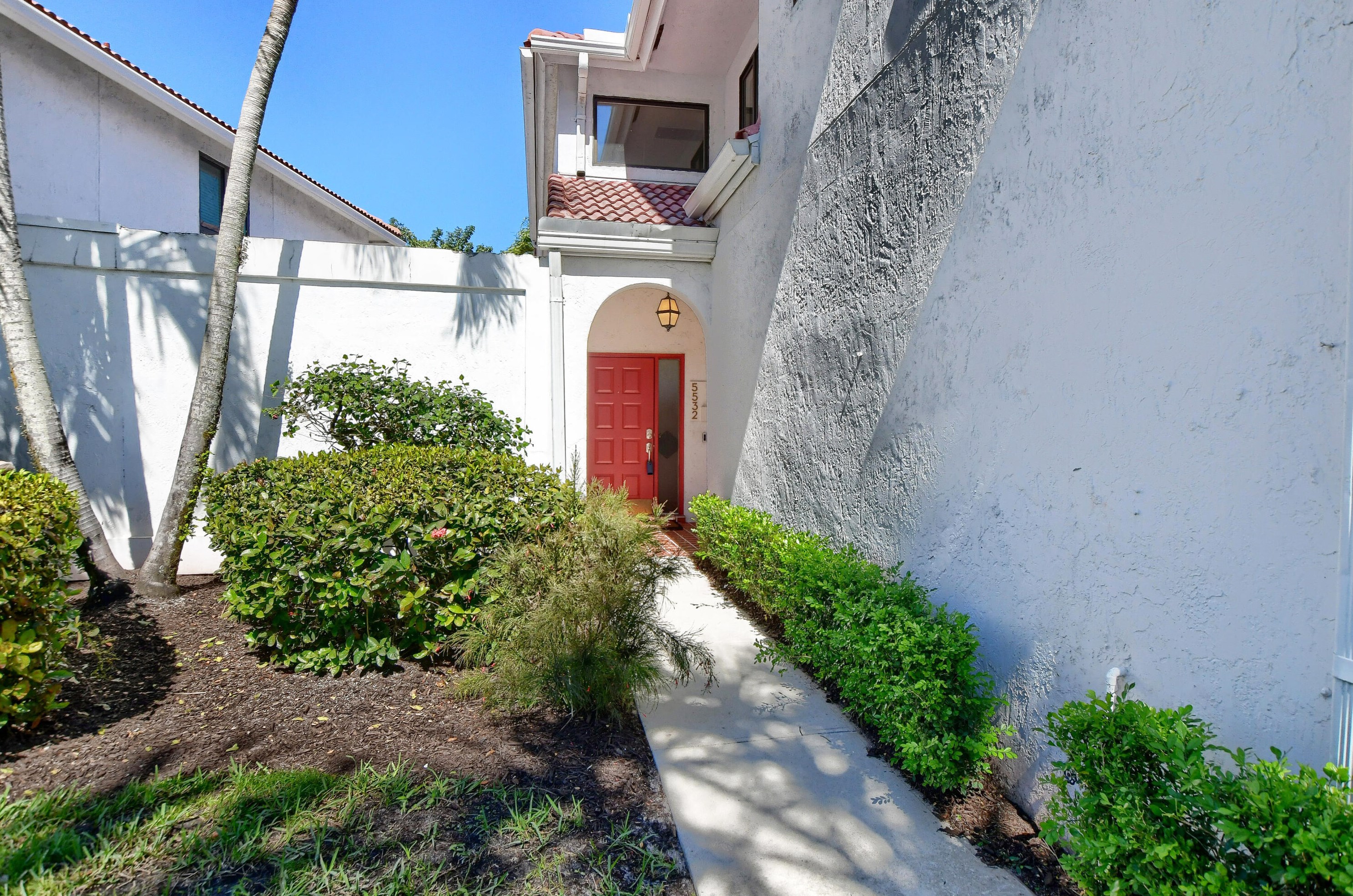 5532 Fox Hollow Dr, Boca Raton FL  33486-8646 exterior