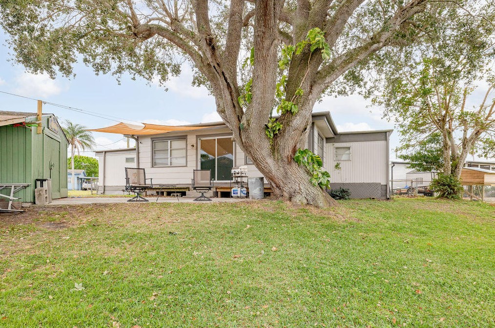 3023 19th Ct, Okeechobee FL  34974-6318 exterior