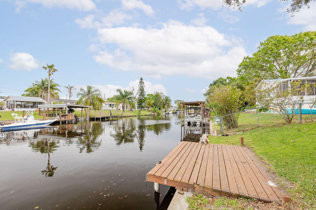 3023 19th Ct, Okeechobee FL  34974-6318 exterior