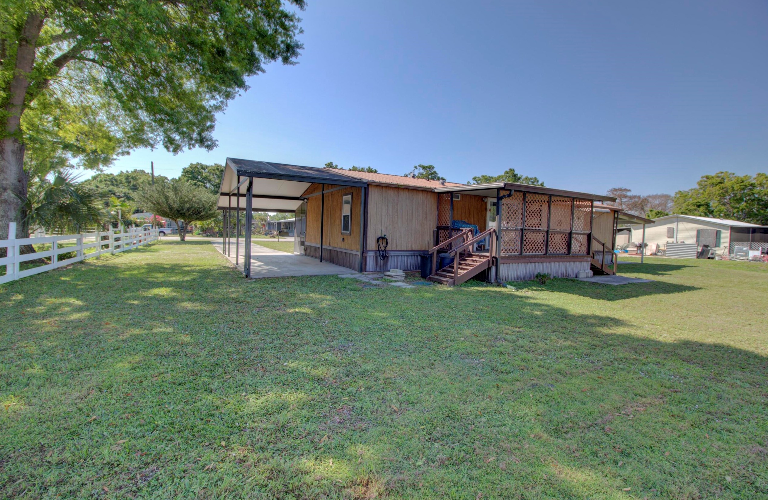 4173 26th St, Okeechobee FL  34974-6576 exterior