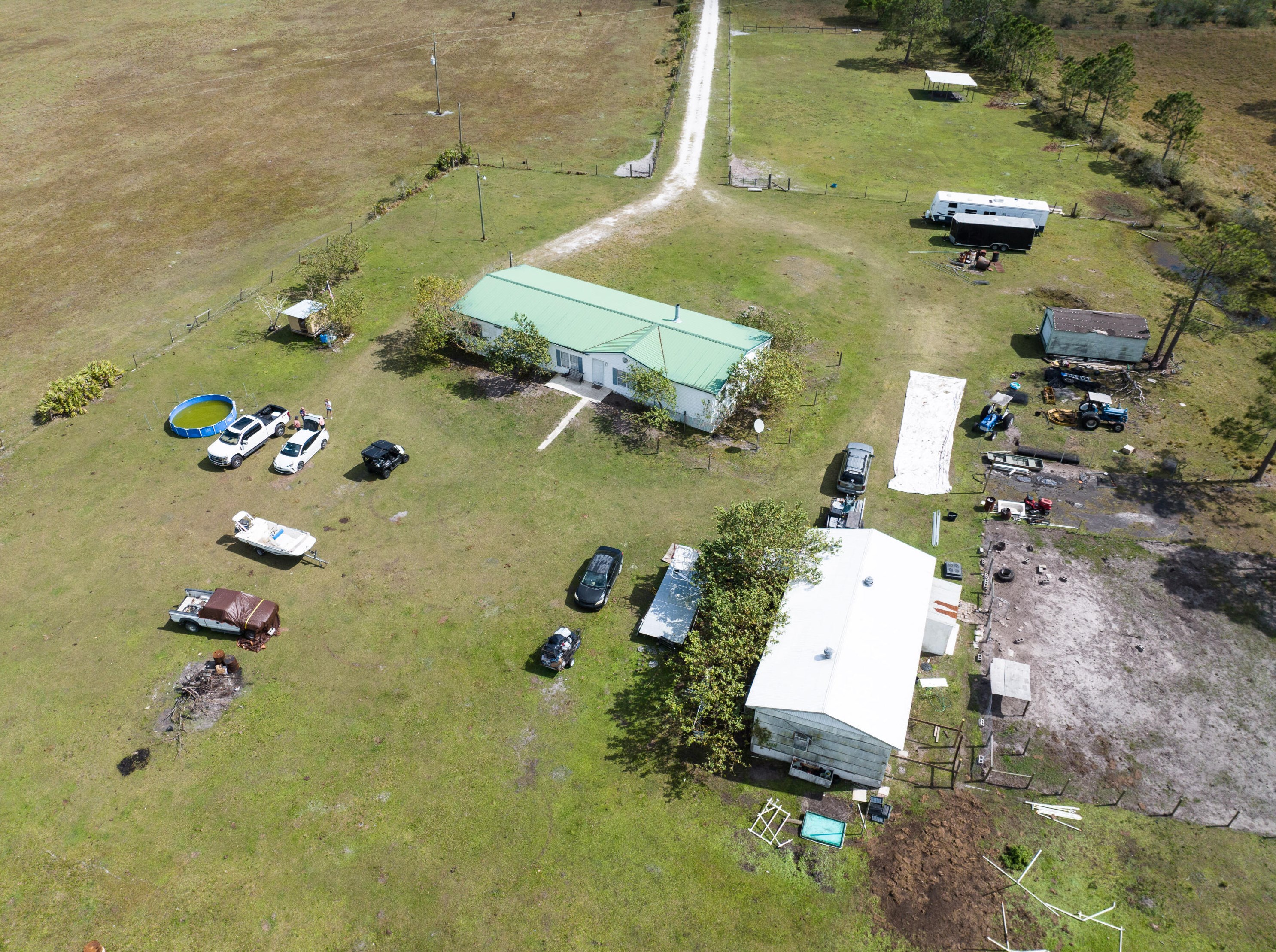 13701 124th Ave, Okeechobee FL  34972-7418 exterior