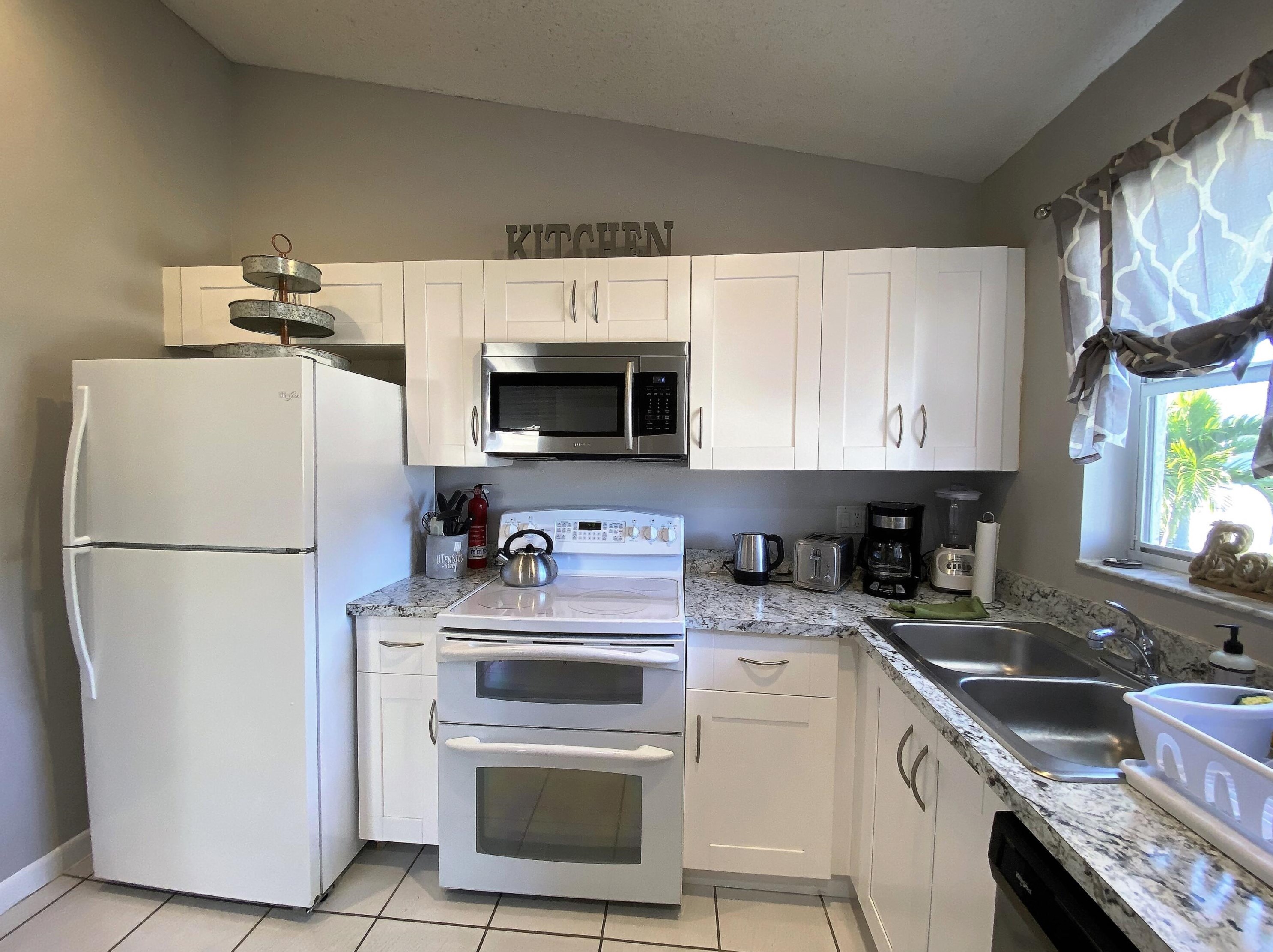 320 42nd St, Boca Raton FL  33431-4636 exterior