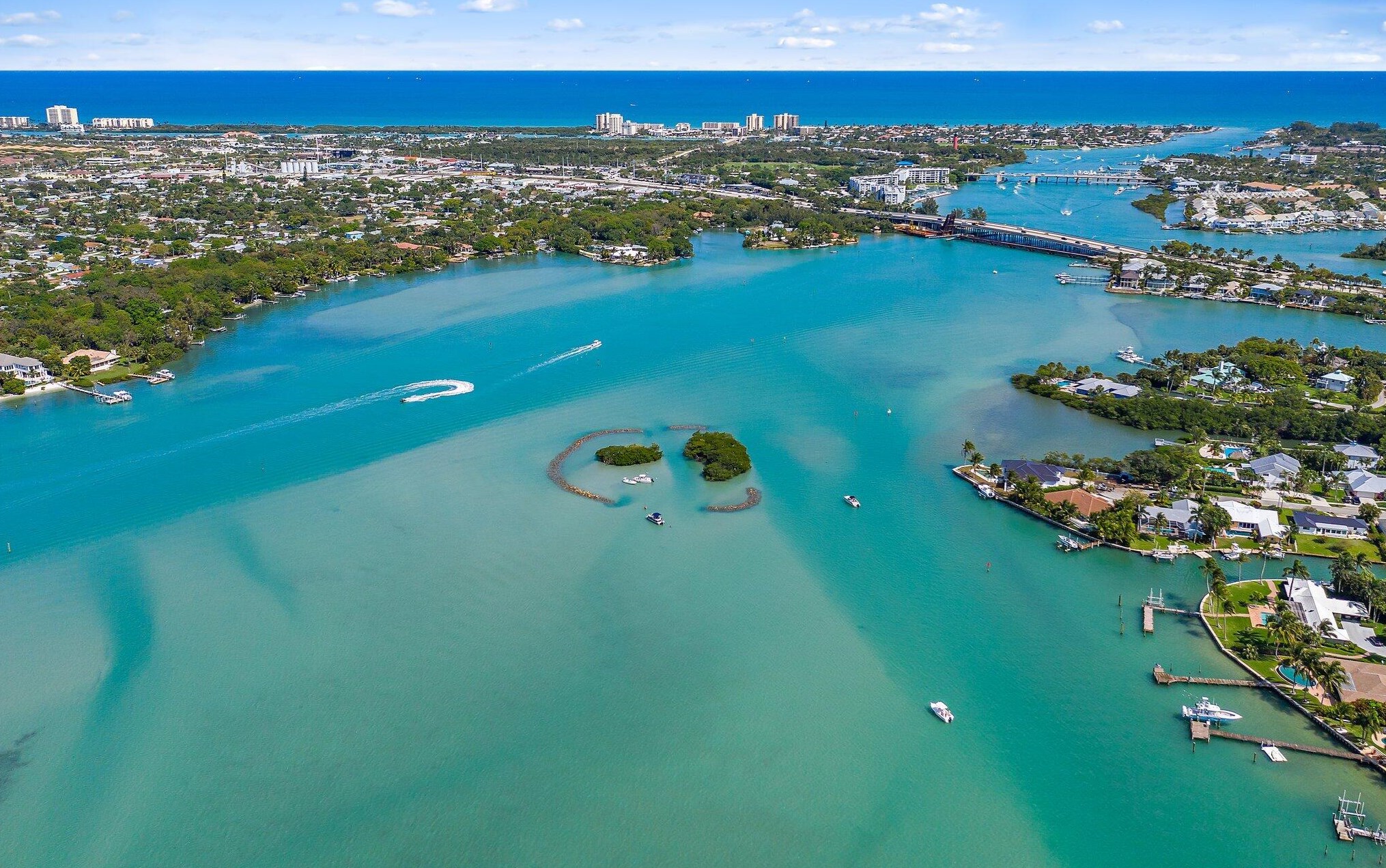 6169 Lucerne St, Jupiter FL  33458-6672 exterior