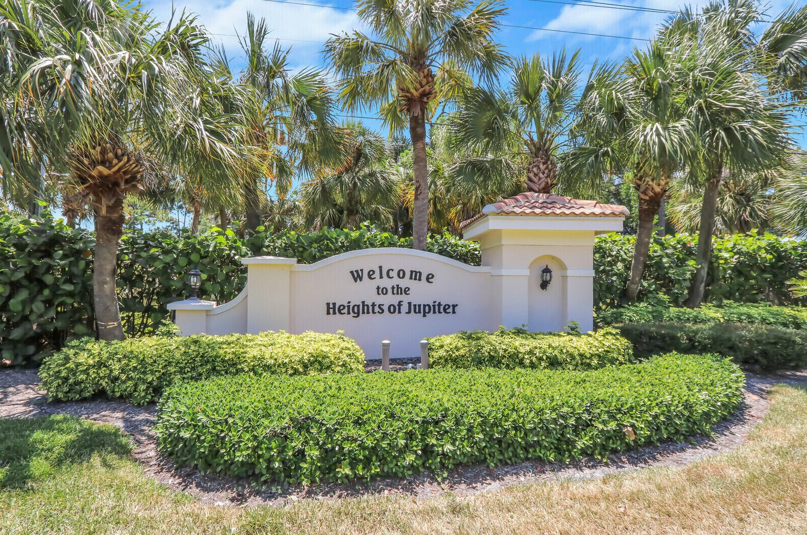 6169 Lucerne St, Jupiter FL  33458-6672 exterior