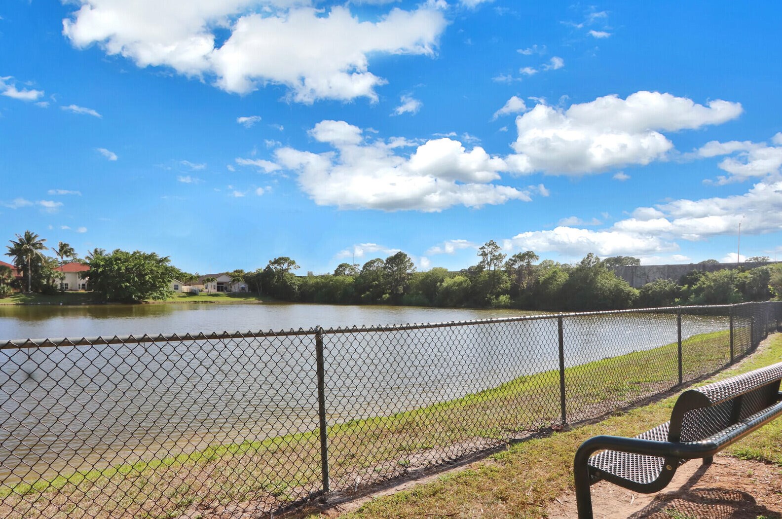 6169 Lucerne St, Jupiter FL  33458-6672 exterior