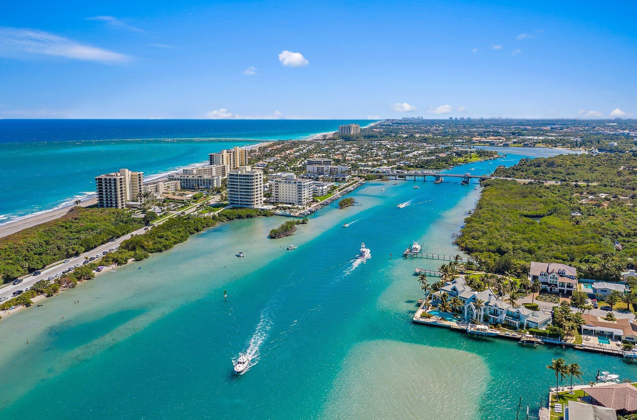 6169 Lucerne St, Jupiter FL  33458-6672 exterior