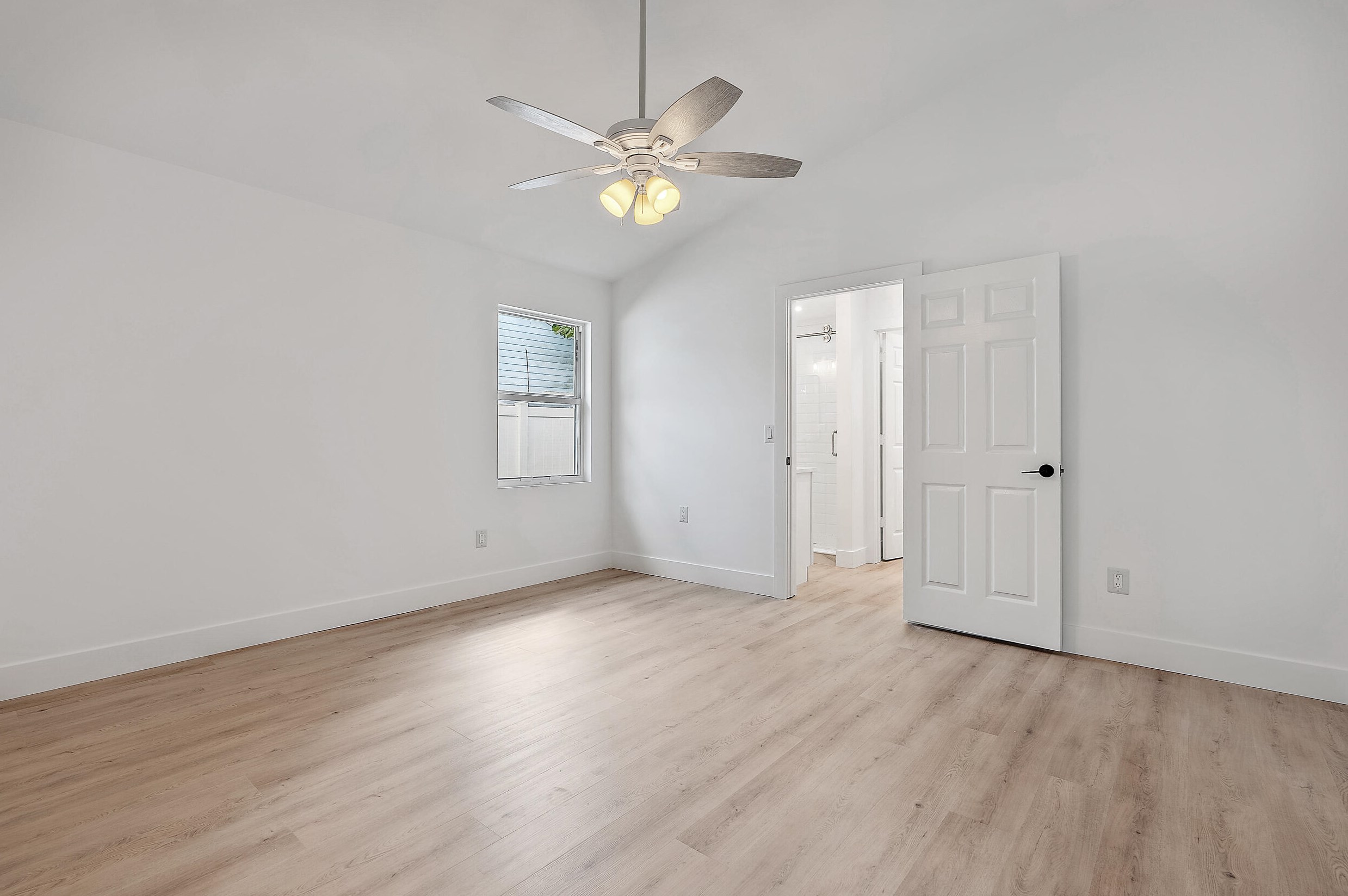 6169 Lucerne St, Jupiter FL  33458-6672 exterior